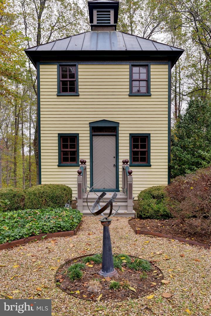 317 COLES POINT RD, HAGUE, Virginia 22469, 7 Bedrooms Bedrooms, ,6 BathroomsBathrooms,Residential,For Sale,317 COLES POINT RD,VAWE2003406 MLS # VAWE2003406 317 COLES POINT RD, HAGUE, Virginia 22469, 7 Bedrooms Bedrooms, ,6 BathroomsBathrooms,Residential,For Sale,317 COLES POINT RD,VAWE2003406 MLS # VAWE2003406