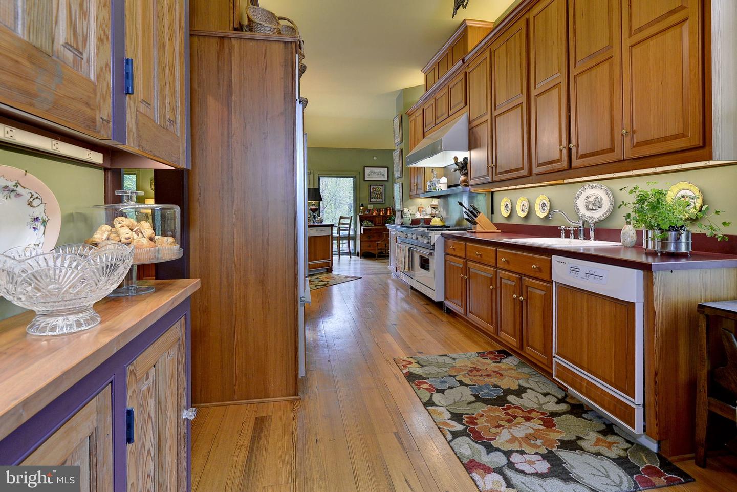 317 COLES POINT RD, HAGUE, Virginia 22469, 7 Bedrooms Bedrooms, ,6 BathroomsBathrooms,Residential,For Sale,317 COLES POINT RD,VAWE2003406 MLS # VAWE2003406 317 COLES POINT RD, HAGUE, Virginia 22469, 7 Bedrooms Bedrooms, ,6 BathroomsBathrooms,Residential,For Sale,317 COLES POINT RD,VAWE2003406 MLS # VAWE2003406