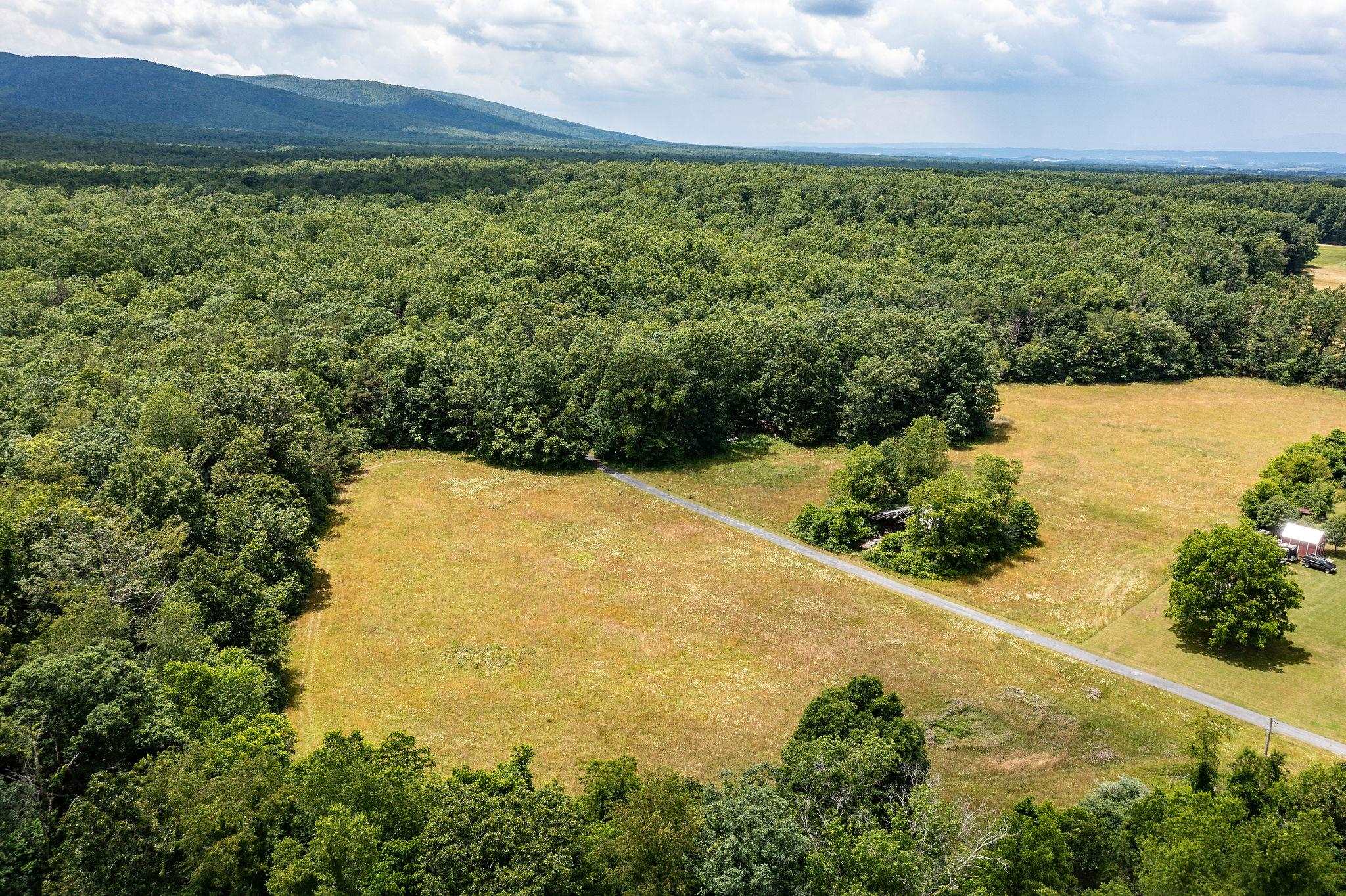 1655 HOWARDSVILLE TPKE, STUARTS DRAFT, Virginia 24477, 3 Bedrooms Bedrooms, ,2 BathroomsBathrooms,Residential,14,1655 HOWARDSVILLE TPKE,642953 MLS # 642953