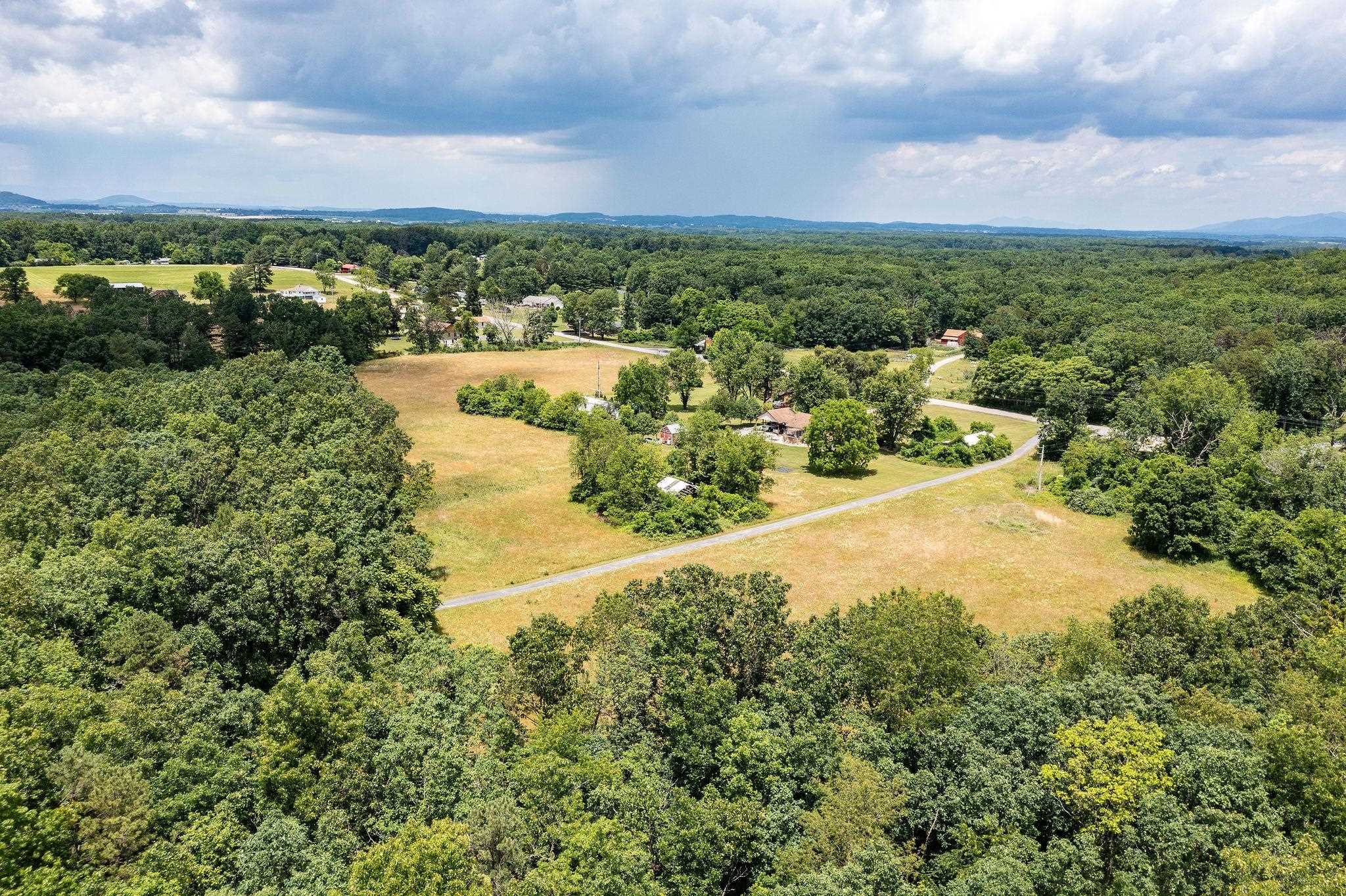 1655 HOWARDSVILLE TPKE, STUARTS DRAFT, Virginia 24477, 3 Bedrooms Bedrooms, ,2 BathroomsBathrooms,Residential,14,1655 HOWARDSVILLE TPKE,642953 MLS # 642953