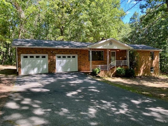 1655 HOWARDSVILLE TPKE, STUARTS DRAFT, Virginia 24477, 3 Bedrooms Bedrooms, ,2 BathroomsBathrooms,Residential,14,1655 HOWARDSVILLE TPKE,642953 MLS # 642953