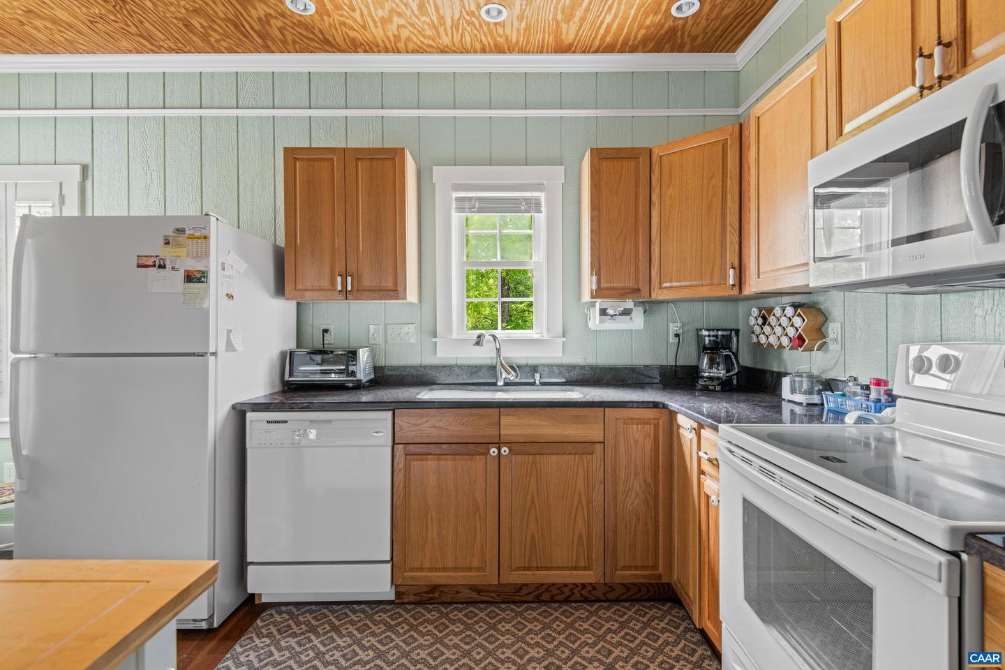 858 CHAPEL RD, BUCKINGHAM, Virginia 23123, 3 Bedrooms Bedrooms, ,2 BathroomsBathrooms,Residential,For Sale,858 CHAPEL RD,643983 MLS # 643983