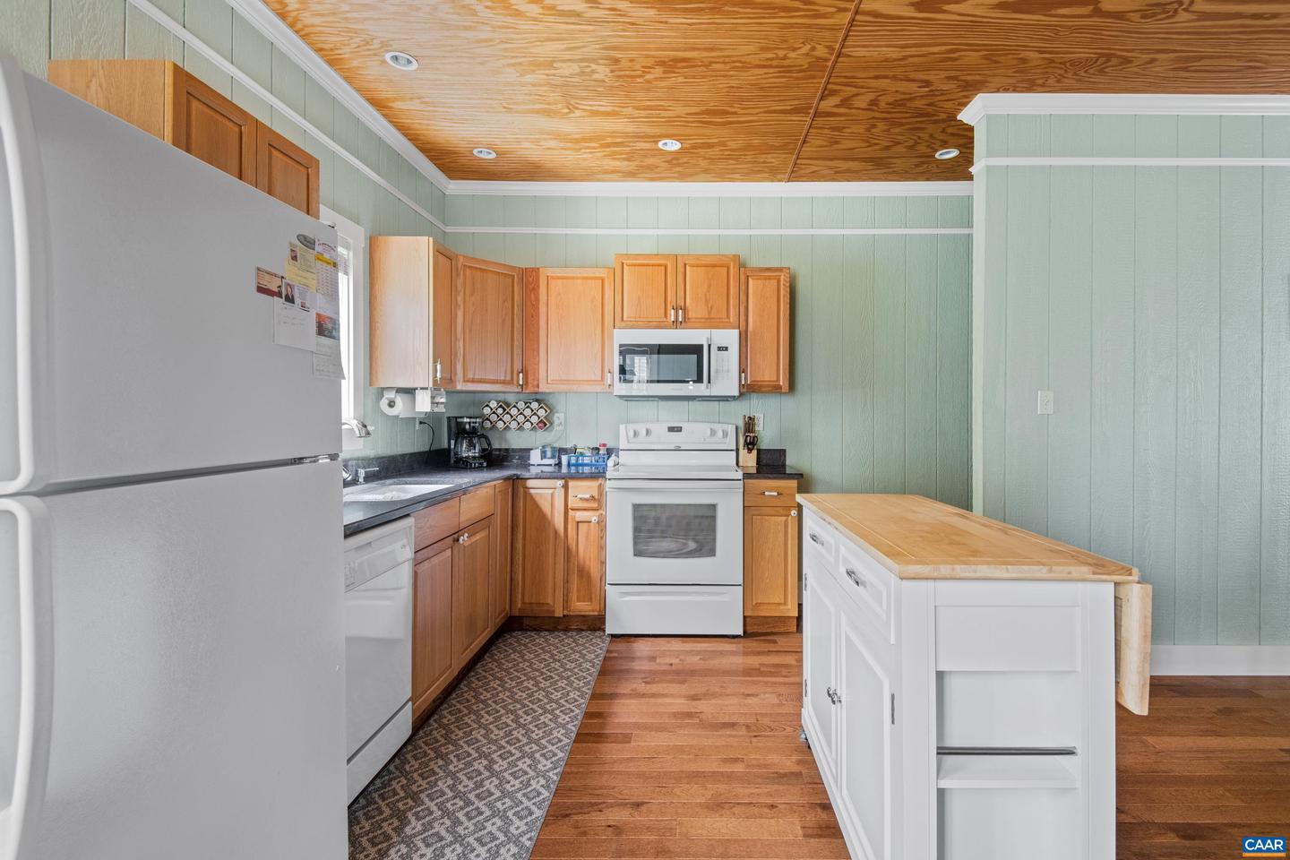 858 CHAPEL RD, BUCKINGHAM, Virginia 23123, 3 Bedrooms Bedrooms, ,2 BathroomsBathrooms,Residential,For Sale,858 CHAPEL RD,643983 MLS # 643983