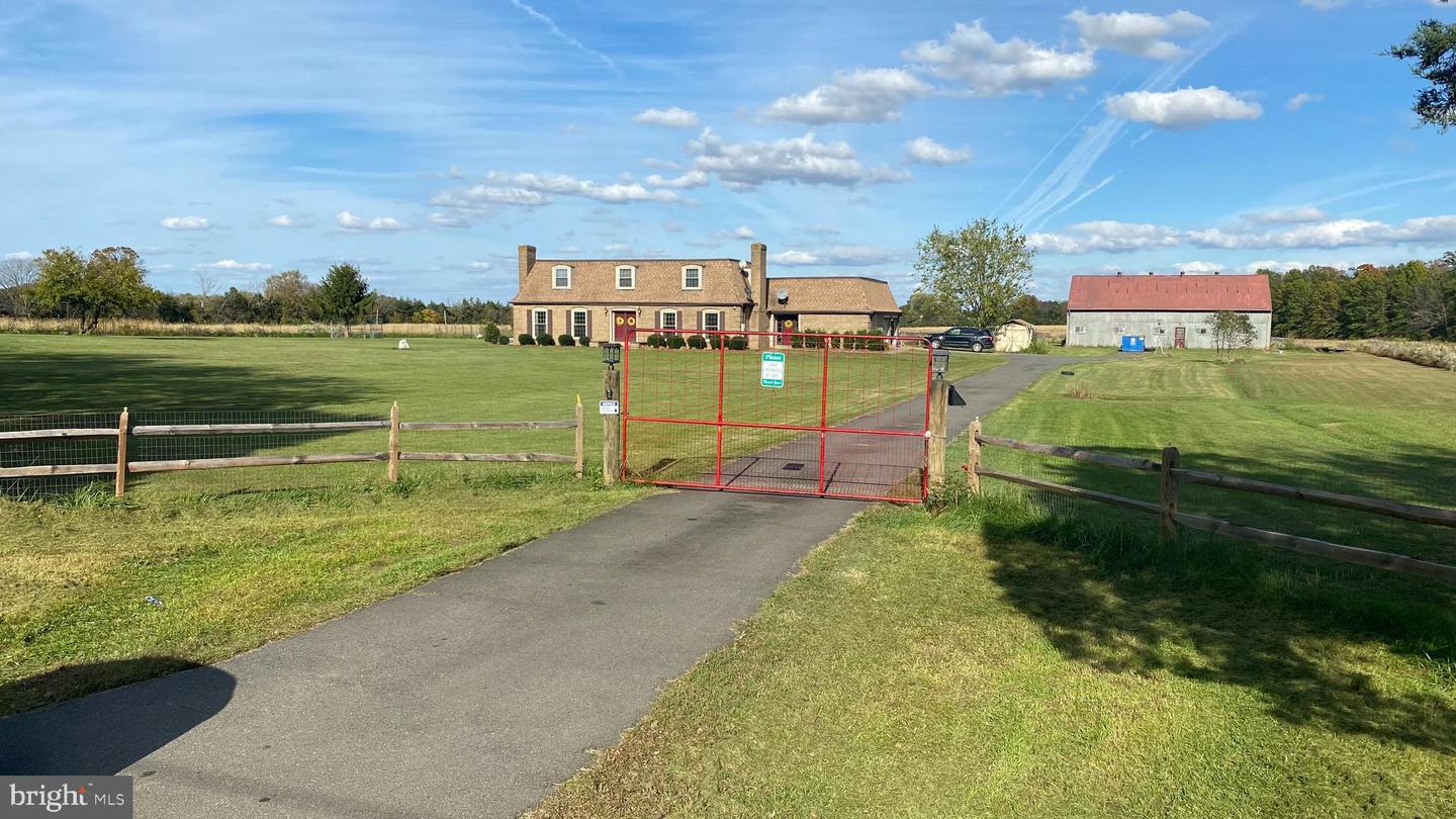 10031 BOTELER RD, MIDLAND, Virginia 22728, 5 Bedrooms Bedrooms, ,2 BathroomsBathrooms,Residential,For Sale,10031 BOTELER RD,VAFQ2010956 MLS # VAFQ2010956 10031 BOTELER RD, MIDLAND, Virginia 22728, 5 Bedrooms Bedrooms, ,2 BathroomsBathrooms,Residential,For Sale,10031 BOTELER RD,VAFQ2010956 MLS # VAFQ2010956