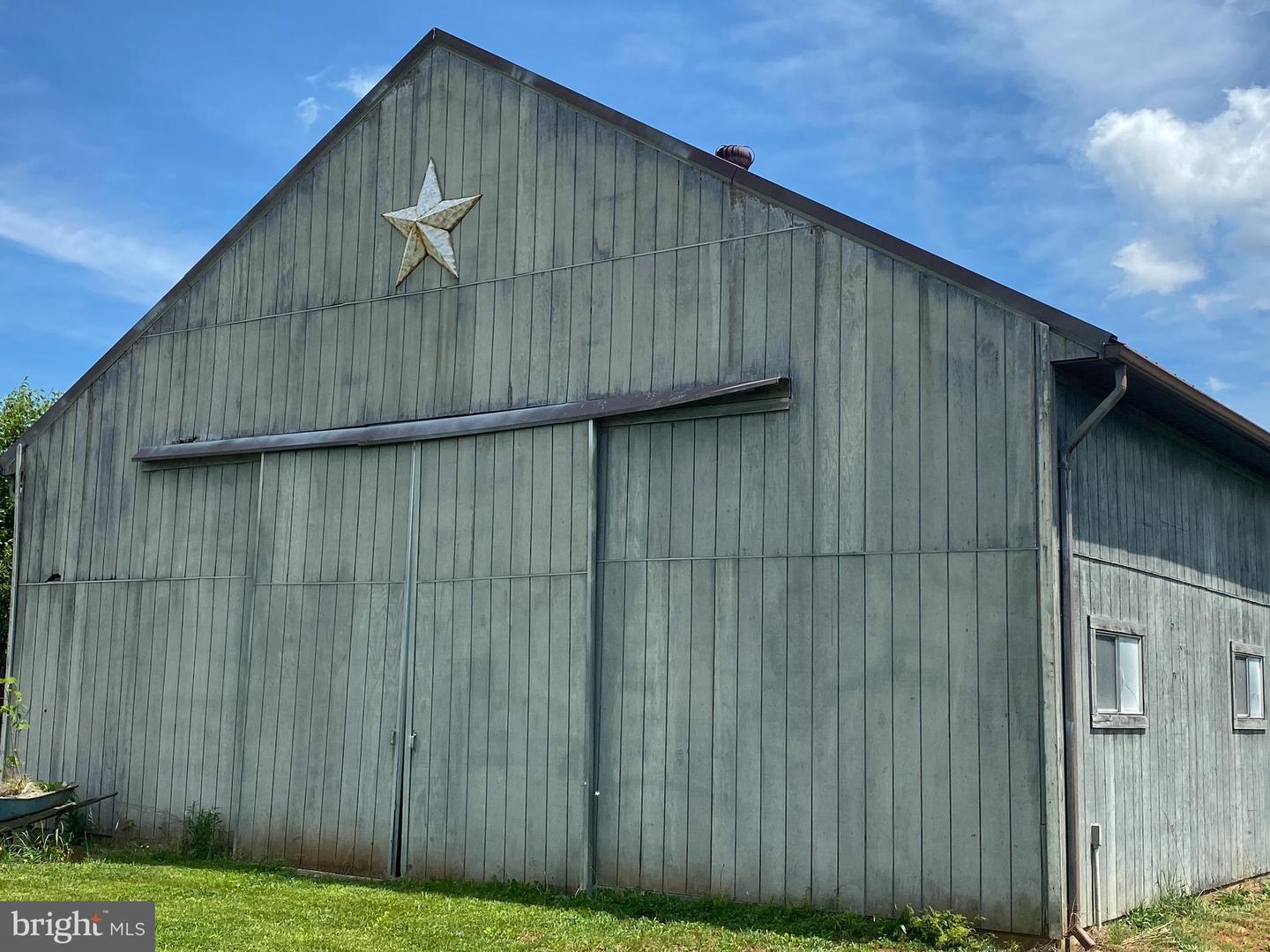 10031 BOTELER RD, MIDLAND, Virginia 22728, 5 Bedrooms Bedrooms, ,2 BathroomsBathrooms,Residential,For Sale,10031 BOTELER RD,VAFQ2010956 MLS # VAFQ2010956 10031 BOTELER RD, MIDLAND, Virginia 22728, 5 Bedrooms Bedrooms, ,2 BathroomsBathrooms,Residential,For Sale,10031 BOTELER RD,VAFQ2010956 MLS # VAFQ2010956