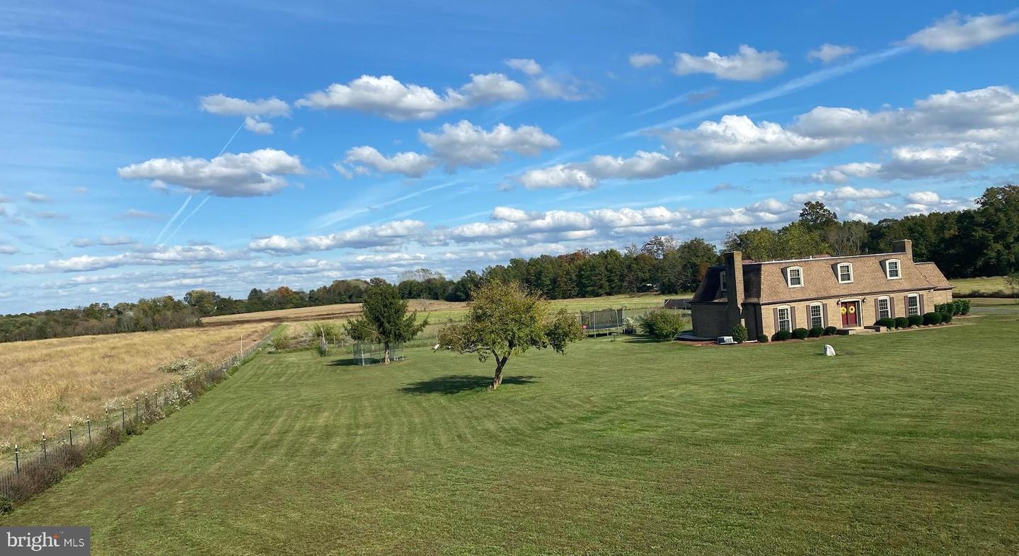 10031 BOTELER RD, MIDLAND, Virginia 22728, 5 Bedrooms Bedrooms, ,2 BathroomsBathrooms,Residential,For Sale,10031 BOTELER RD,VAFQ2010956 MLS # VAFQ2010956 10031 BOTELER RD, MIDLAND, Virginia 22728, 5 Bedrooms Bedrooms, ,2 BathroomsBathrooms,Residential,For Sale,10031 BOTELER RD,VAFQ2010956 MLS # VAFQ2010956