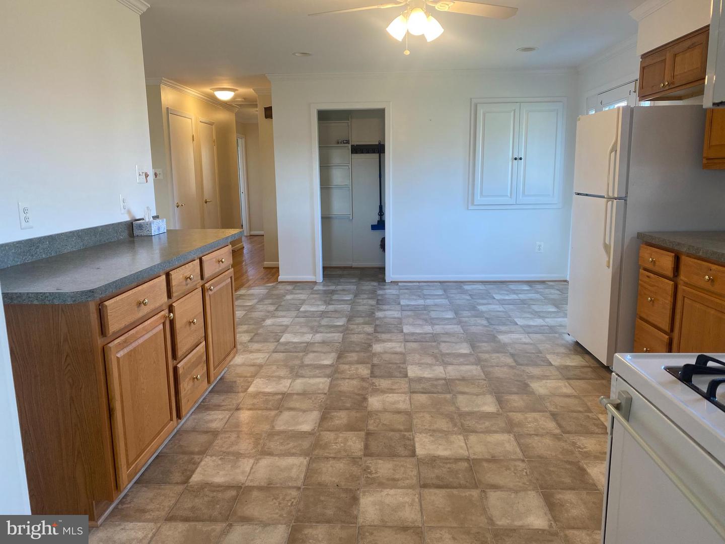 10031 BOTELER RD, MIDLAND, Virginia 22728, 5 Bedrooms Bedrooms, ,2 BathroomsBathrooms,Residential,For Sale,10031 BOTELER RD,VAFQ2010956 MLS # VAFQ2010956 10031 BOTELER RD, MIDLAND, Virginia 22728, 5 Bedrooms Bedrooms, ,2 BathroomsBathrooms,Residential,For Sale,10031 BOTELER RD,VAFQ2010956 MLS # VAFQ2010956