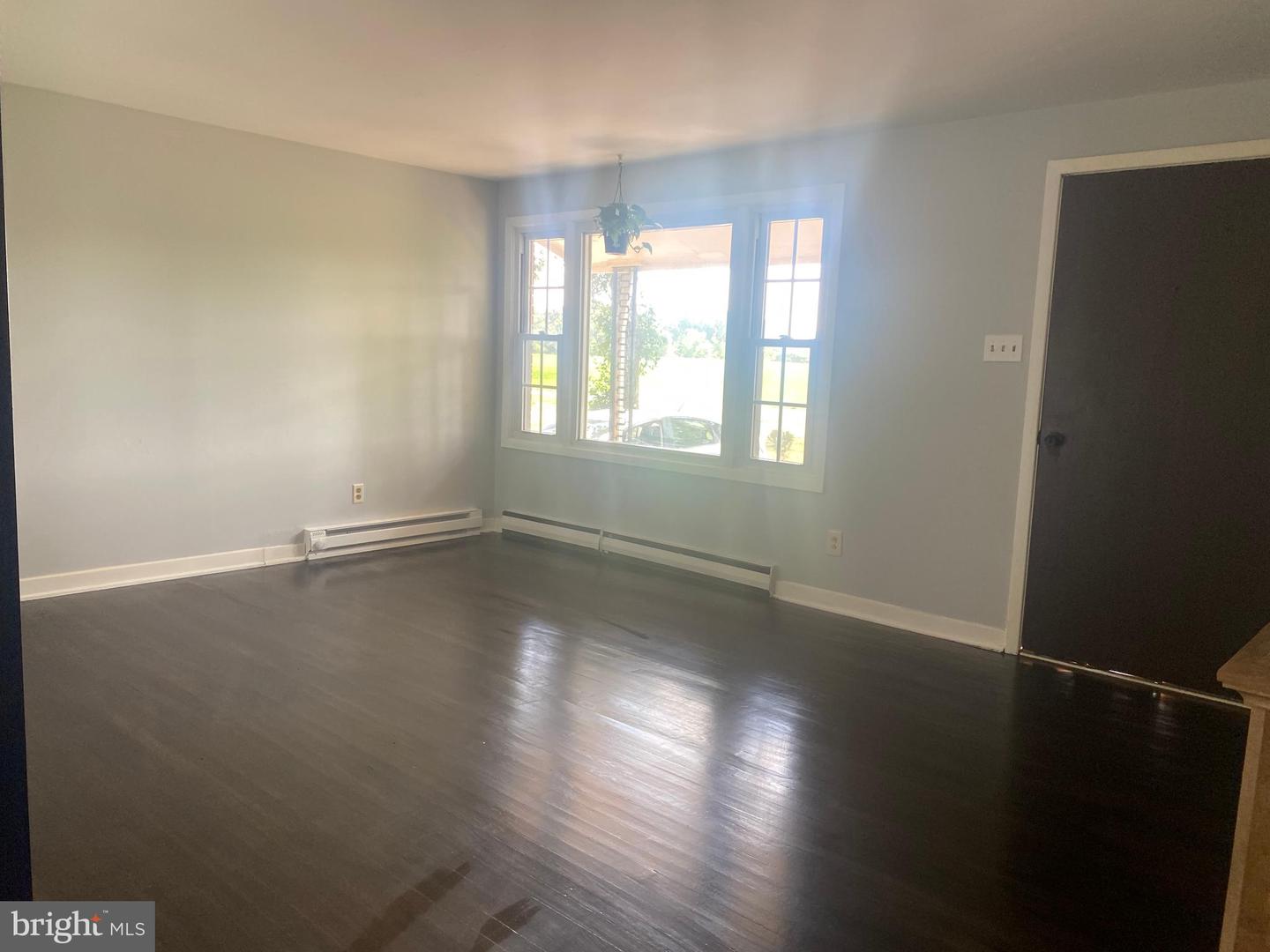 10031 BOTELER RD, MIDLAND, Virginia 22728, 5 Bedrooms Bedrooms, ,2 BathroomsBathrooms,Residential,For Sale,10031 BOTELER RD,VAFQ2010956 MLS # VAFQ2010956 10031 BOTELER RD, MIDLAND, Virginia 22728, 5 Bedrooms Bedrooms, ,2 BathroomsBathrooms,Residential,For Sale,10031 BOTELER RD,VAFQ2010956 MLS # VAFQ2010956