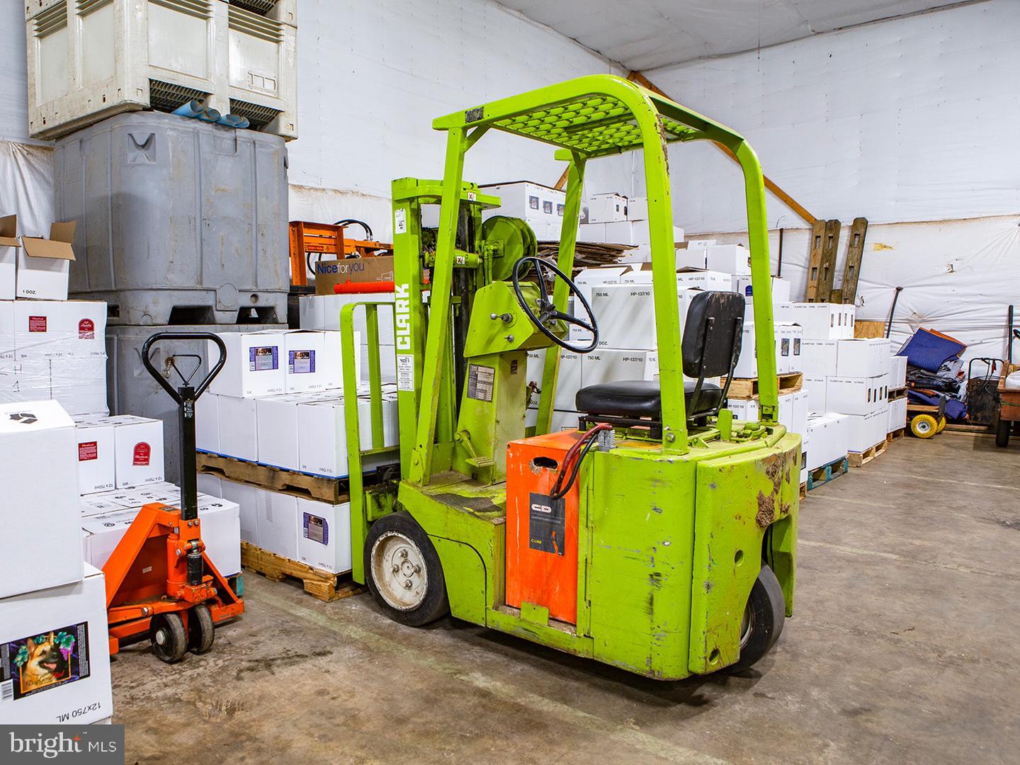 4500 WINERY LN, BARBOURSVILLE, Virginia 22923, 3 Bedrooms Bedrooms, ,3 BathroomsBathrooms,Residential,For Sale,4500 WINERY LN,VAAB2000558 MLS # VAAB2000558