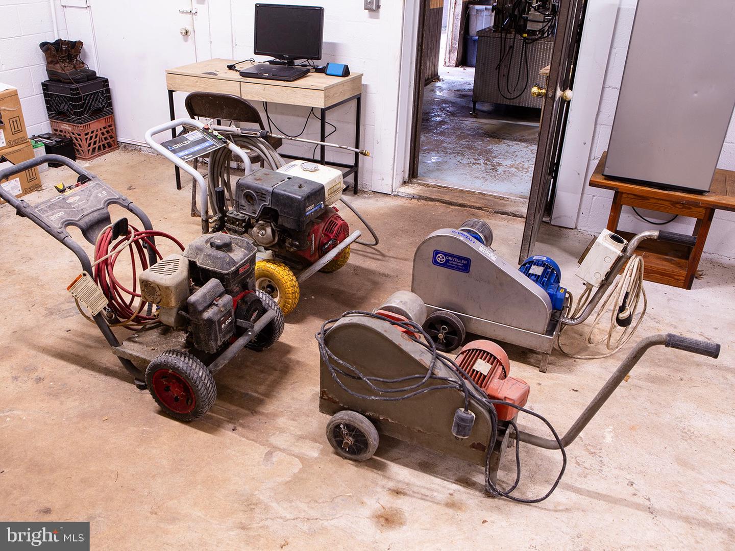 4500 WINERY LN, BARBOURSVILLE, Virginia 22923, 3 Bedrooms Bedrooms, ,3 BathroomsBathrooms,Farm,For Sale,4500 WINERY LN,VAAB2000548 MLS # VAAB2000548