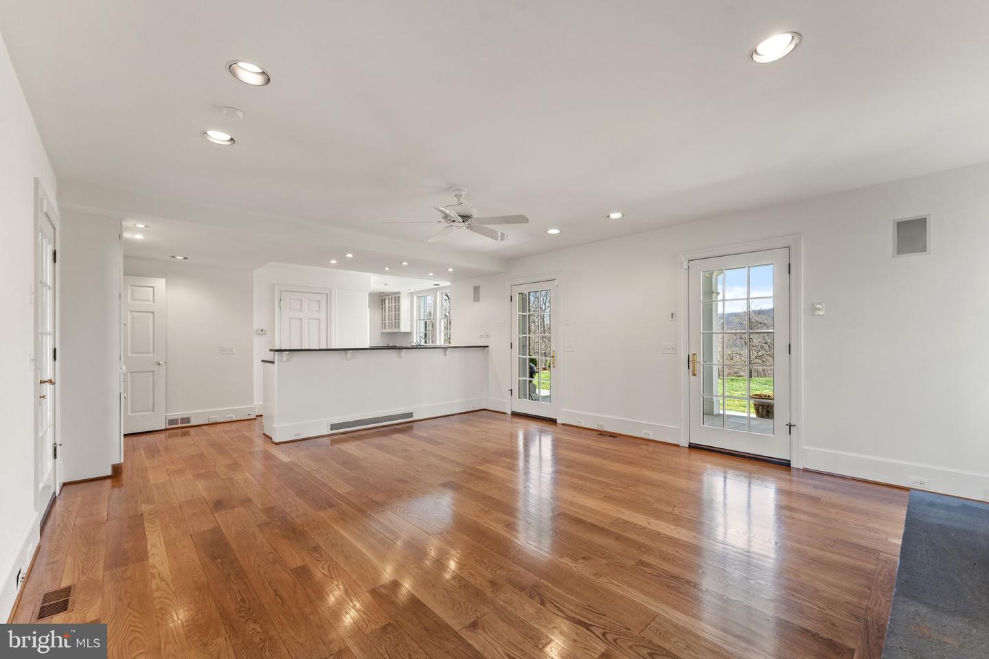 3625 LEEDS MANOR RD, MARSHALL, Virginia 20115, 5 Bedrooms Bedrooms, ,6 BathroomsBathrooms,Farm,For Sale,3625 LEEDS MANOR RD,VAFQ2011824 MLS # VAFQ2011824 3625 LEEDS MANOR RD, MARSHALL, Virginia 20115, 5 Bedrooms Bedrooms, ,6 BathroomsBathrooms,Farm,For Sale,3625 LEEDS MANOR RD,VAFQ2011824 MLS # VAFQ2011824