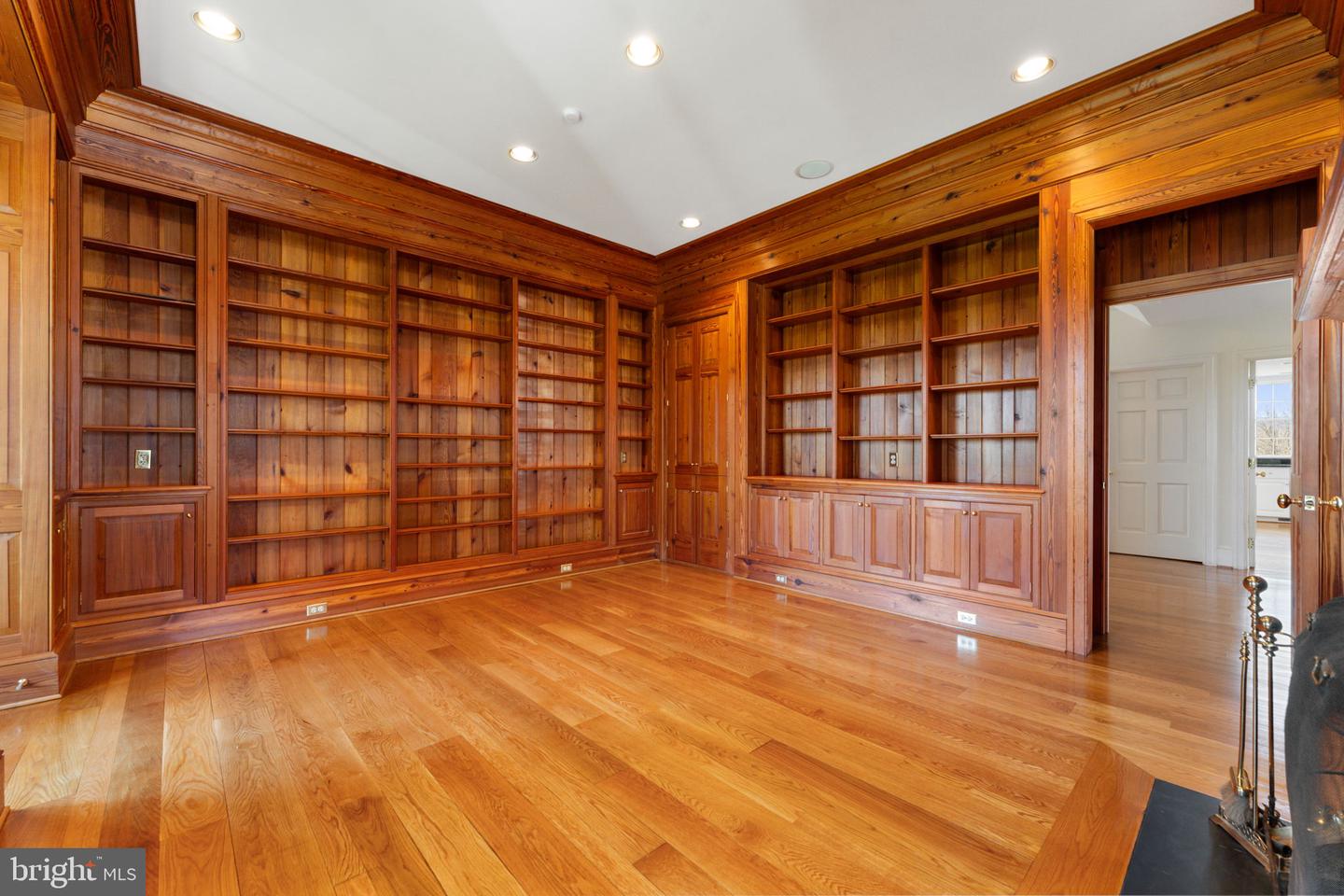 3625 LEEDS MANOR RD, MARSHALL, Virginia 20115, 5 Bedrooms Bedrooms, ,6 BathroomsBathrooms,Farm,For Sale,3625 LEEDS MANOR RD,VAFQ2011824 MLS # VAFQ2011824 3625 LEEDS MANOR RD, MARSHALL, Virginia 20115, 5 Bedrooms Bedrooms, ,6 BathroomsBathrooms,Farm,For Sale,3625 LEEDS MANOR RD,VAFQ2011824 MLS # VAFQ2011824