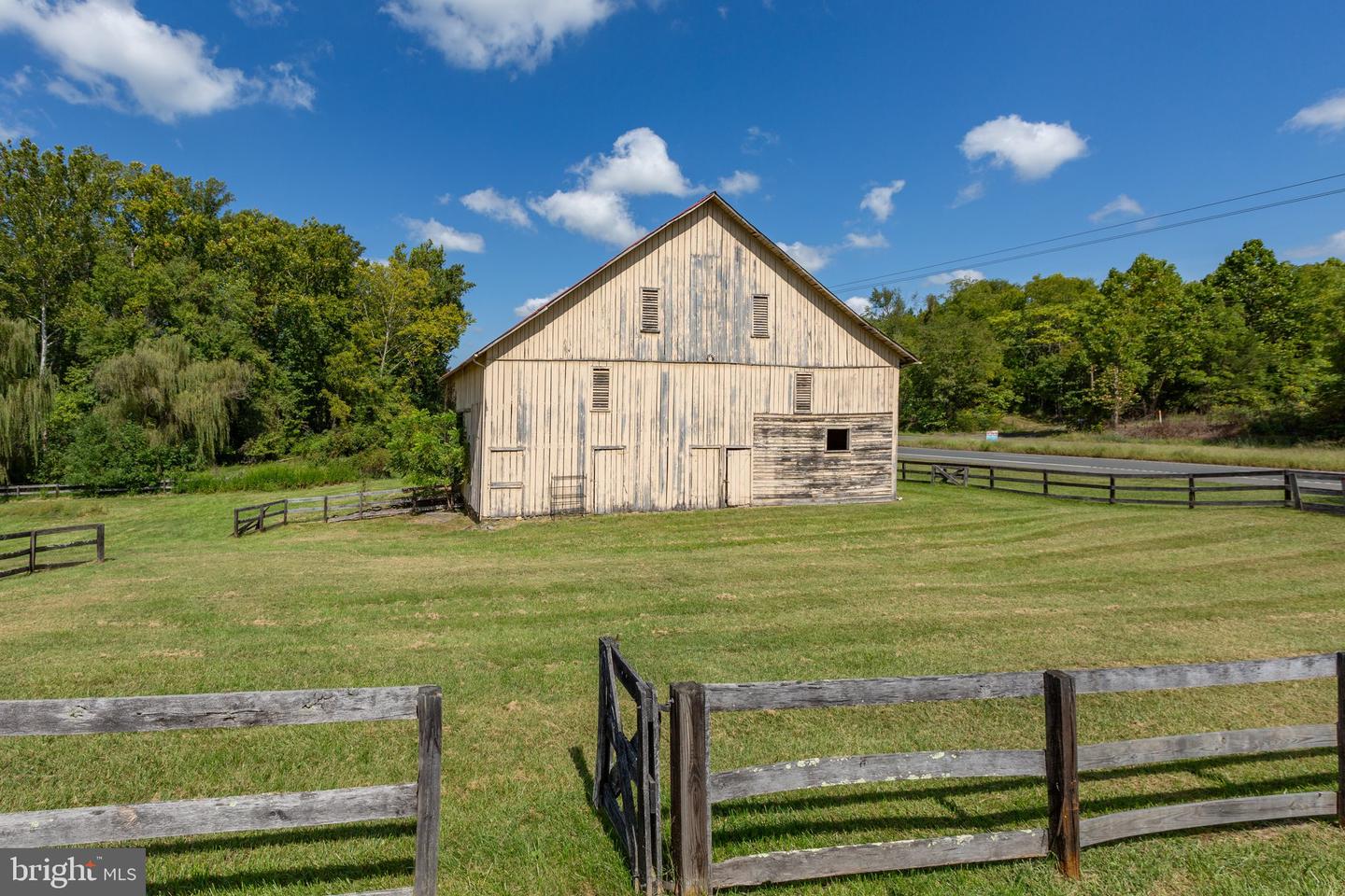 1791 WARRENTON RD, FREDERICKSBURG, Virginia 22406, 3 Bedrooms Bedrooms, ,2 BathroomsBathrooms,Residential,For Sale,1791 WARRENTON RD,VAST2029764 MLS # VAST2029764