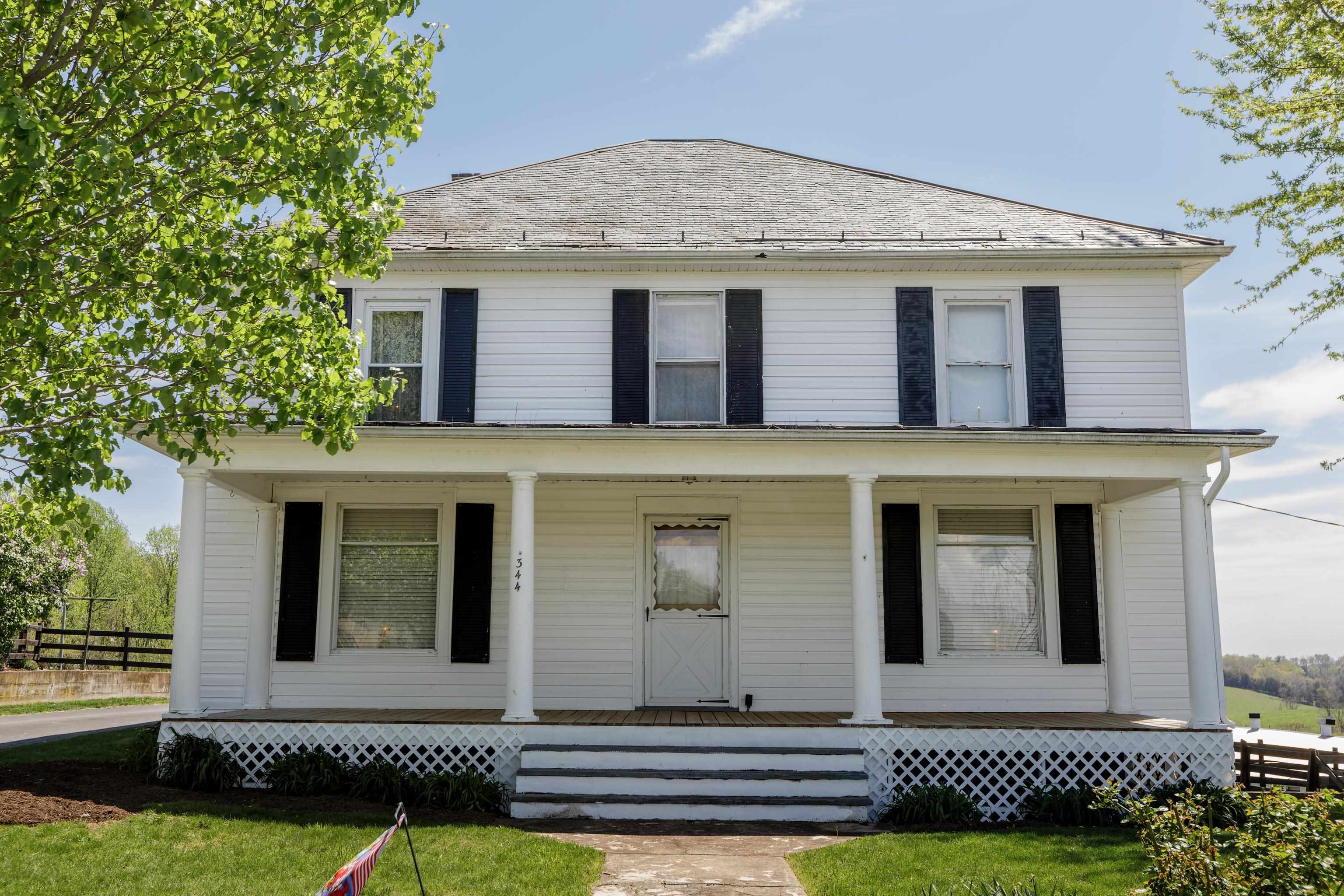 344 FREEMASON RUN RD, MOUNT SOLON, Virginia 22843, 5 Bedrooms Bedrooms, ,1 BathroomBathrooms,Residential,14,344 FREEMASON RUN RD,653943 MLS # 653943