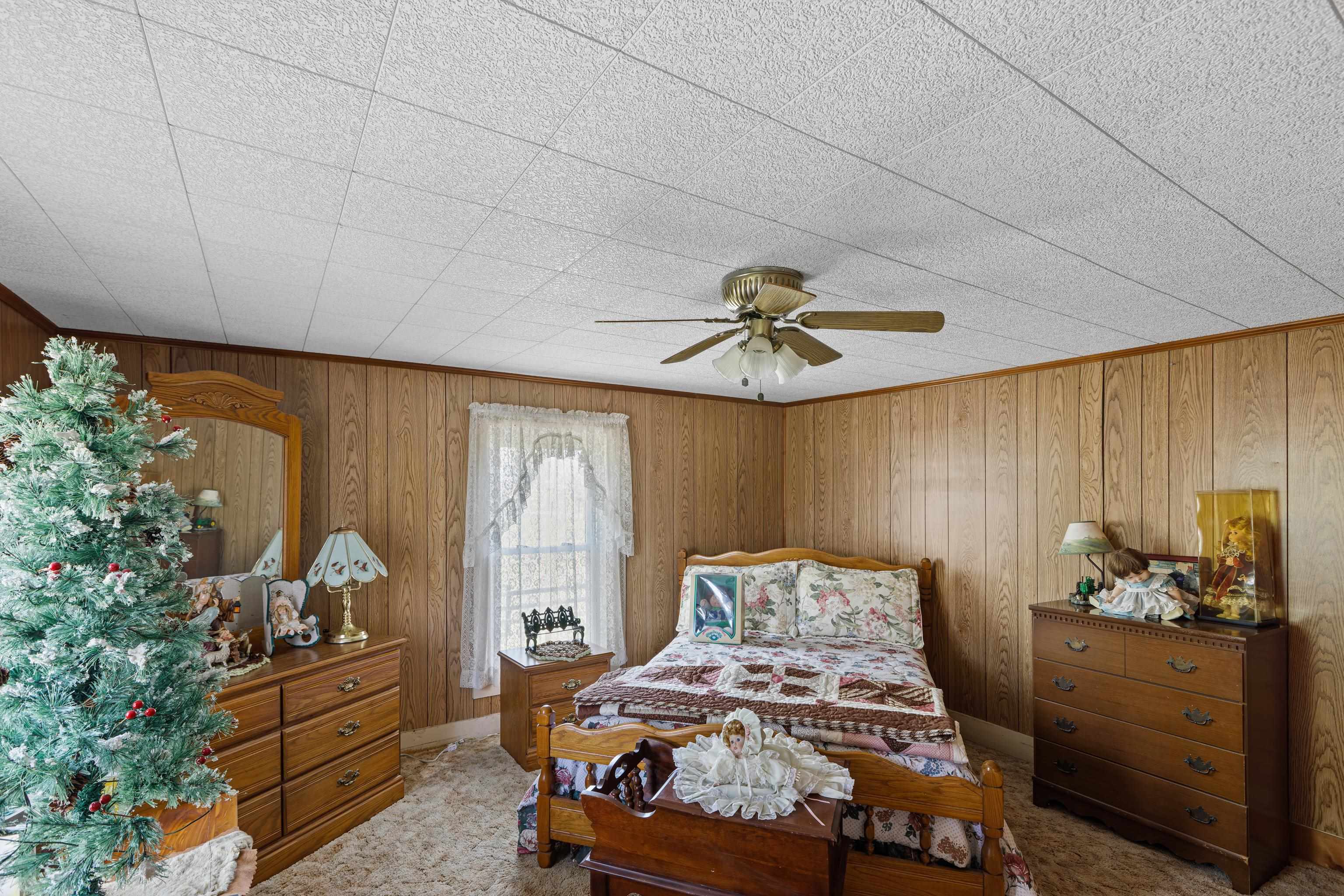 344 FREEMASON RUN RD, MOUNT SOLON, Virginia 22843, 5 Bedrooms Bedrooms, ,1 BathroomBathrooms,Residential,14,344 FREEMASON RUN RD,653943 MLS # 653943