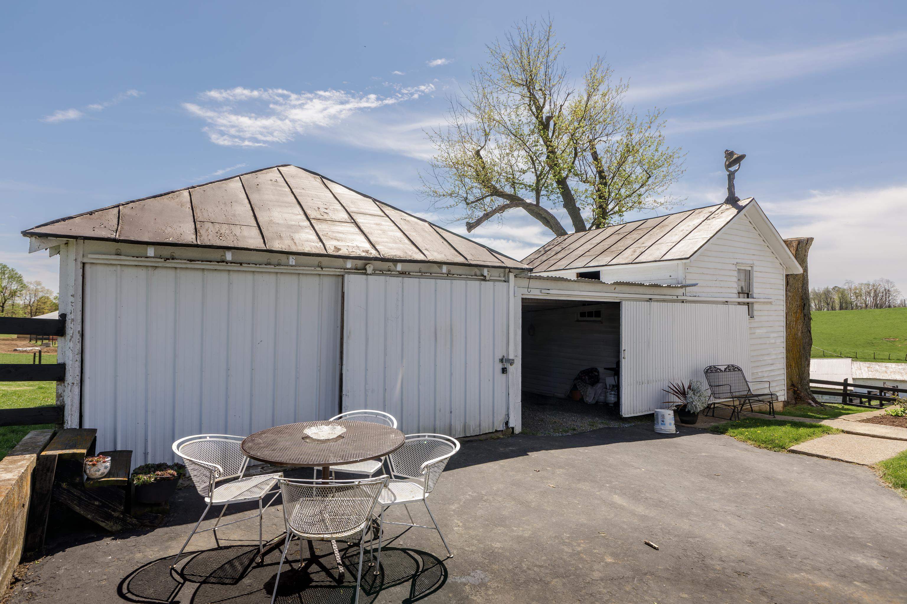 344 FREEMASON RUN RD, MOUNT SOLON, Virginia 22843, 5 Bedrooms Bedrooms, ,1 BathroomBathrooms,Residential,14,344 FREEMASON RUN RD,653943 MLS # 653943