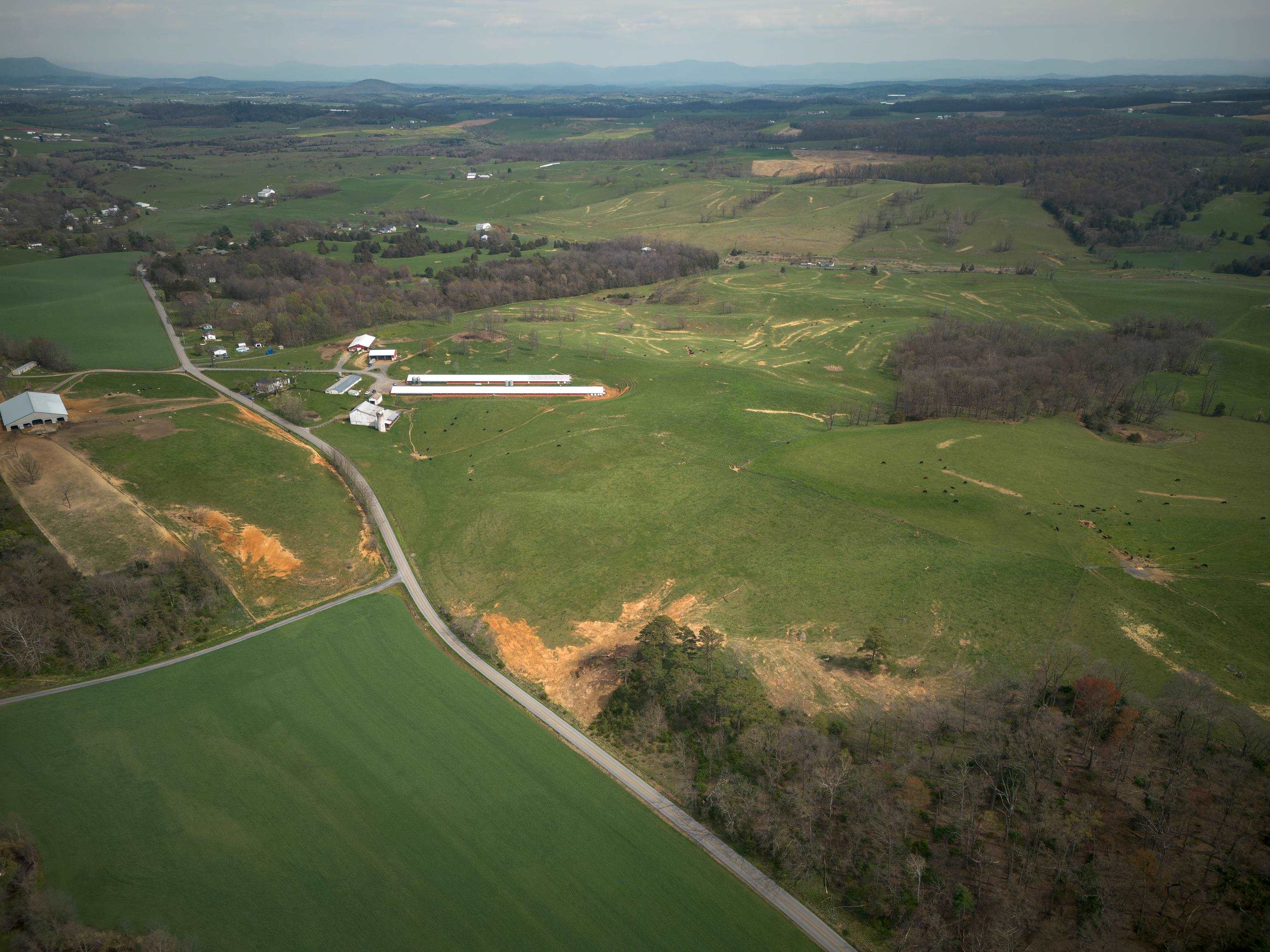 344 FREEMASON RUN RD, MOUNT SOLON, Virginia 22843, 5 Bedrooms Bedrooms, ,1 BathroomBathrooms,Residential,14,344 FREEMASON RUN RD,653943 MLS # 653943