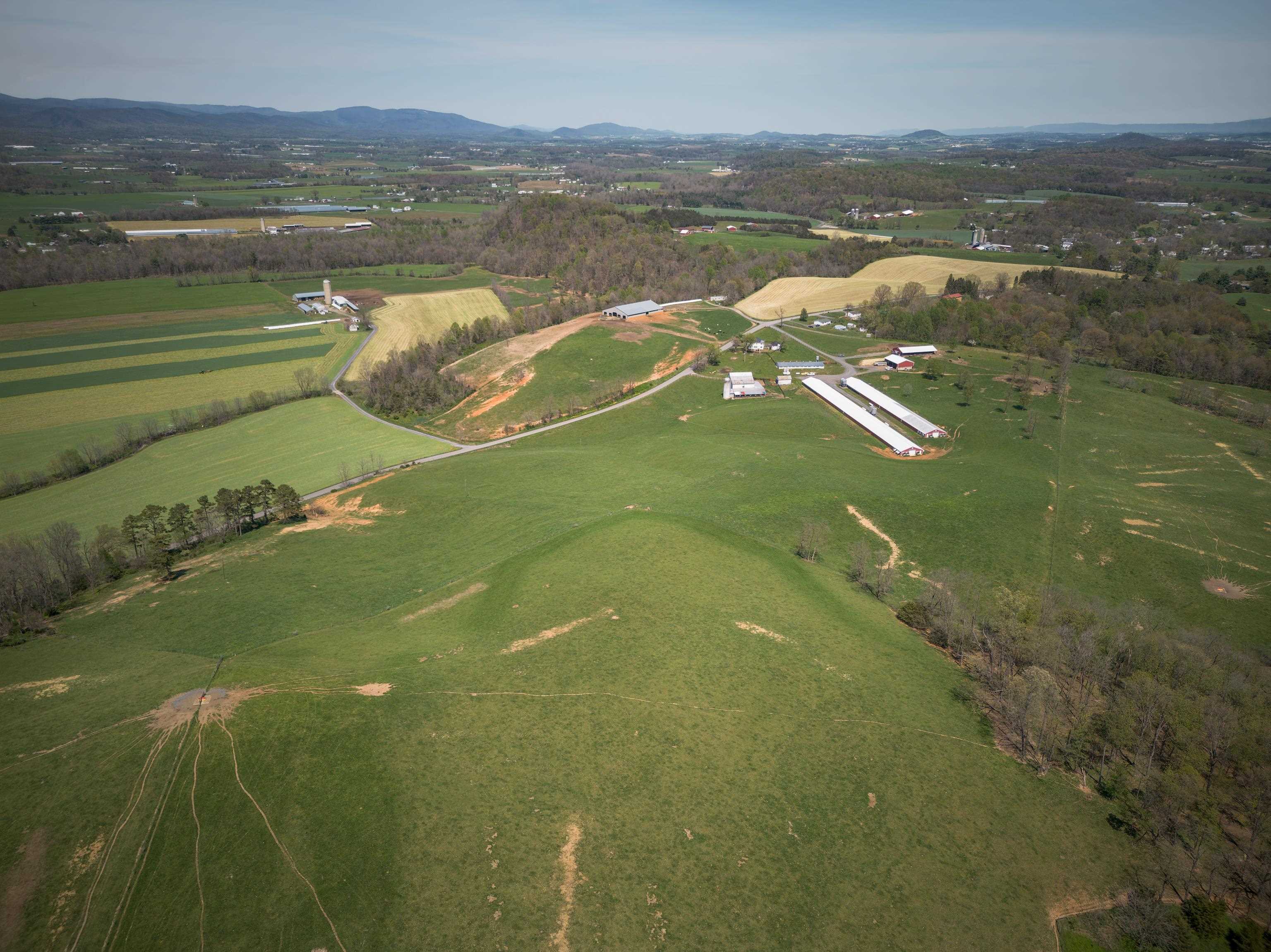 344 FREEMASON RUN RD, MOUNT SOLON, Virginia 22843, 5 Bedrooms Bedrooms, ,1 BathroomBathrooms,Residential,14,344 FREEMASON RUN RD,653943 MLS # 653943