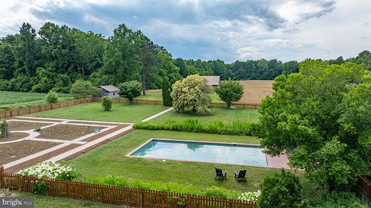 2459 DUNBROOKE RD, TAPPAHANNOCK, Virginia 22560, 4 Bedrooms Bedrooms, ,3 BathroomsBathrooms,Residential,For Sale,2459 DUNBROOKE RD,VAES2000638 MLS # VAES2000638