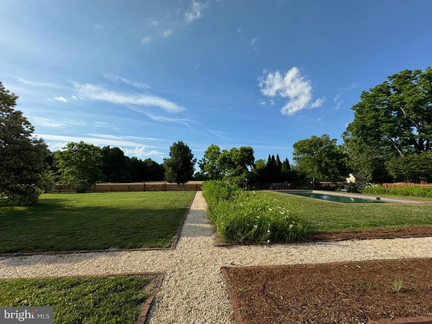 2459 DUNBROOKE RD, TAPPAHANNOCK, Virginia 22560, 4 Bedrooms Bedrooms, ,3 BathroomsBathrooms,Residential,For Sale,2459 DUNBROOKE RD,VAES2000638 MLS # VAES2000638