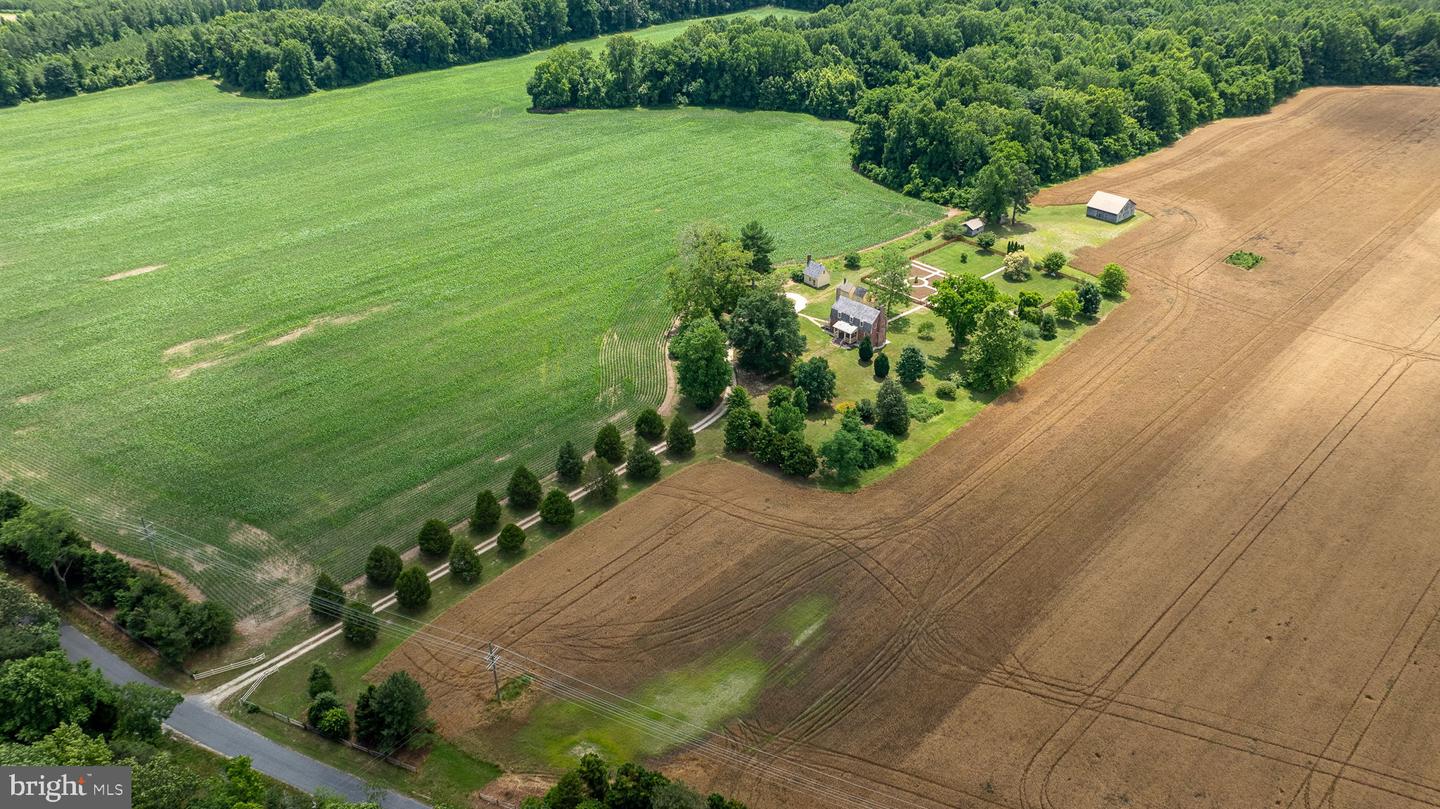 2459 DUNBROOKE RD, TAPPAHANNOCK, Virginia 22560, 4 Bedrooms Bedrooms, ,3 BathroomsBathrooms,Residential,For Sale,2459 DUNBROOKE RD,VAES2000638 MLS # VAES2000638