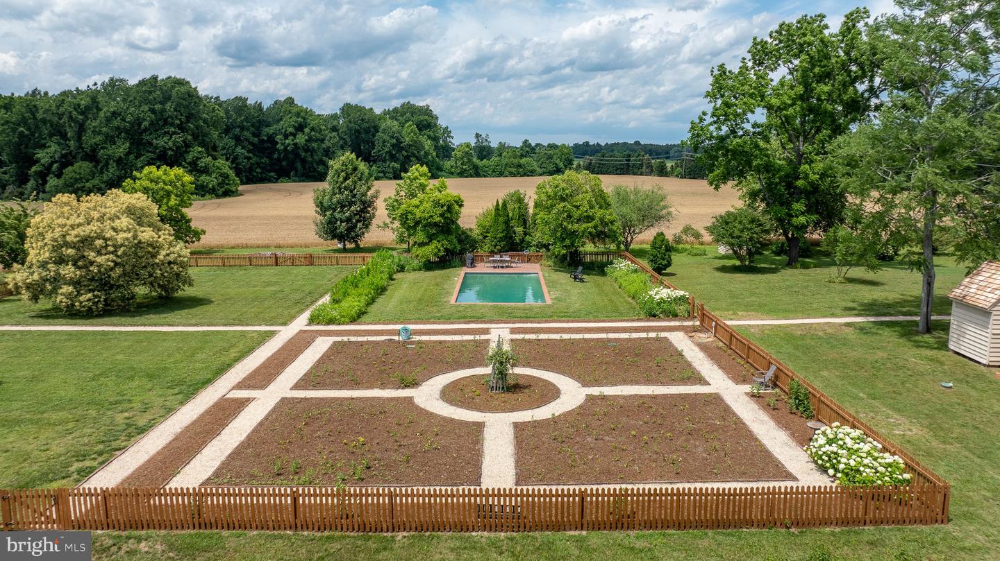 2459 DUNBROOKE RD, TAPPAHANNOCK, Virginia 22560, 4 Bedrooms Bedrooms, ,3 BathroomsBathrooms,Residential,For Sale,2459 DUNBROOKE RD,VAES2000638 MLS # VAES2000638