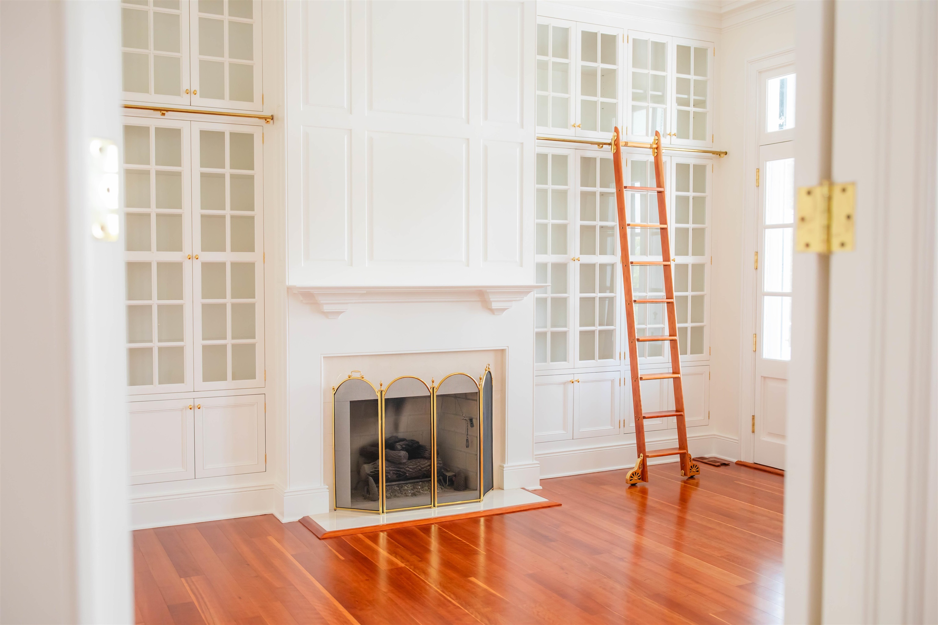 995 OLD WHITE BRIDGE RD, WAYNESBORO, Virginia 22980, 5 Bedrooms Bedrooms, ,4 BathroomsBathrooms,Residential,14,995 OLD WHITE BRIDGE RD,656380 MLS # 656380