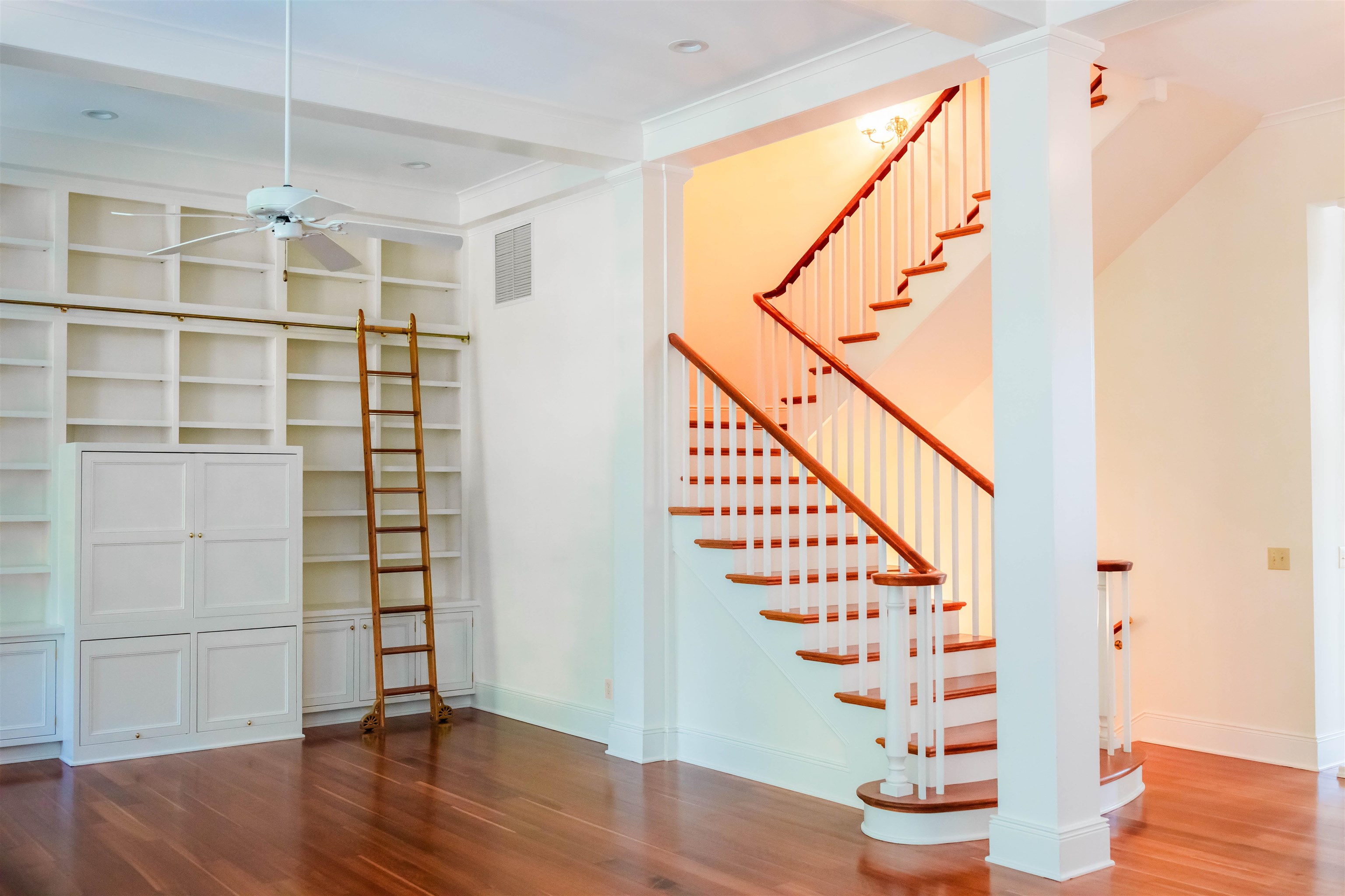 995 OLD WHITE BRIDGE RD, WAYNESBORO, Virginia 22980, 5 Bedrooms Bedrooms, ,4 BathroomsBathrooms,Residential,14,995 OLD WHITE BRIDGE RD,656380 MLS # 656380