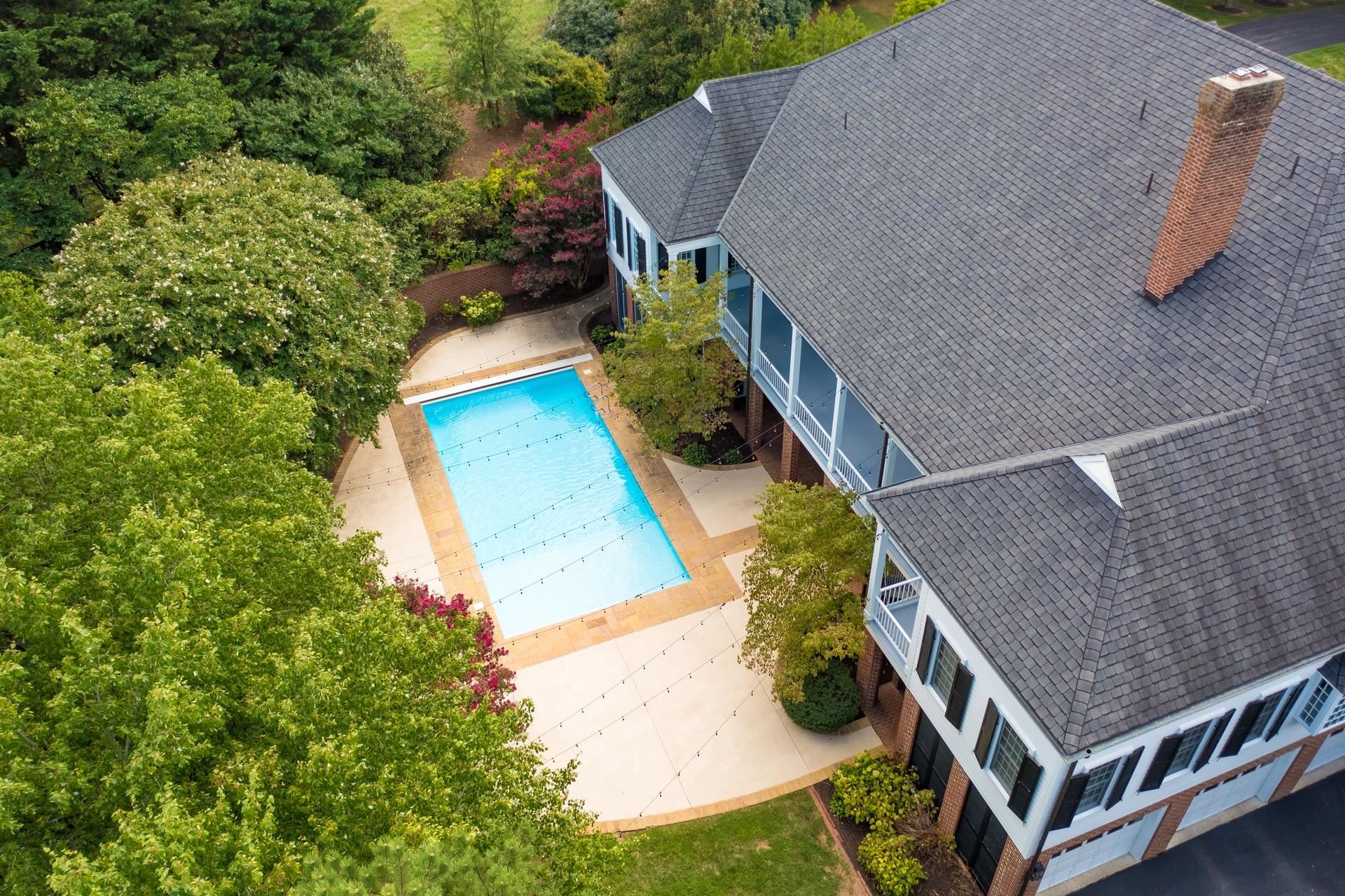 995 OLD WHITE BRIDGE RD, WAYNESBORO, Virginia 22980, 5 Bedrooms Bedrooms, ,4 BathroomsBathrooms,Residential,14,995 OLD WHITE BRIDGE RD,656380 MLS # 656380