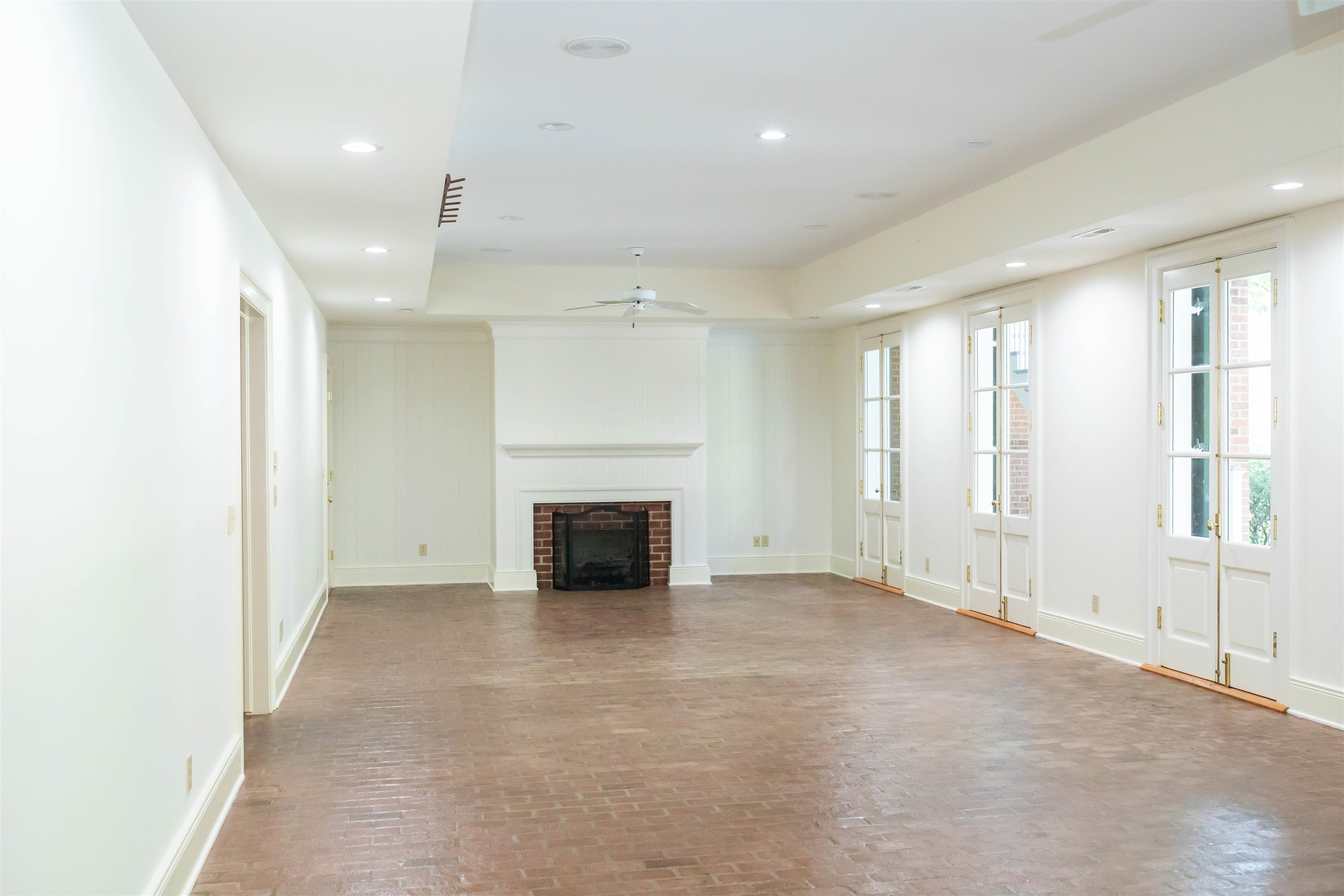 995 OLD WHITE BRIDGE RD, WAYNESBORO, Virginia 22980, 5 Bedrooms Bedrooms, ,4 BathroomsBathrooms,Residential,14,995 OLD WHITE BRIDGE RD,656380 MLS # 656380