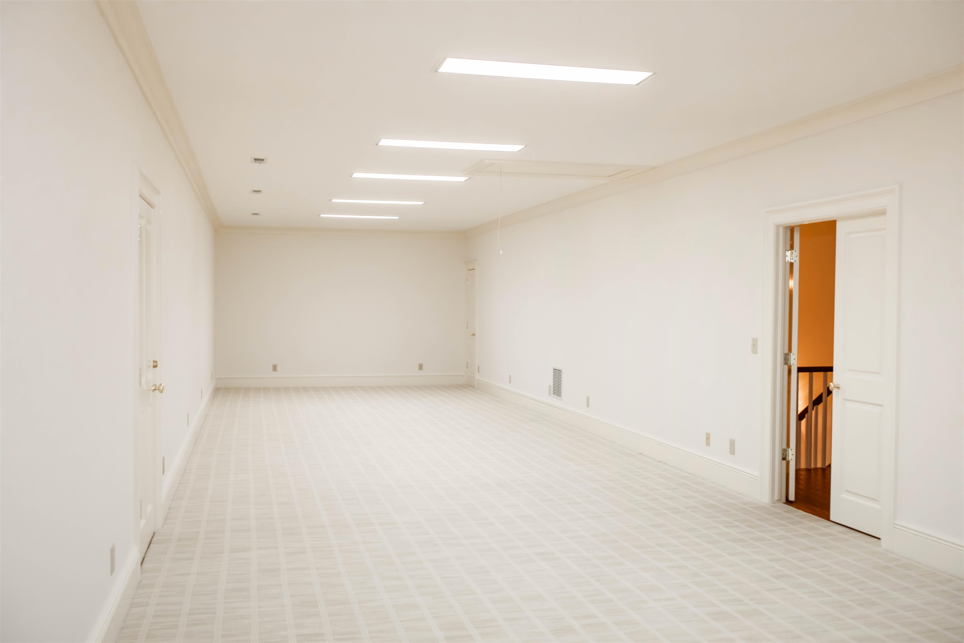 995 OLD WHITE BRIDGE RD, WAYNESBORO, Virginia 22980, 5 Bedrooms Bedrooms, ,4 BathroomsBathrooms,Residential,14,995 OLD WHITE BRIDGE RD,656380 MLS # 656380