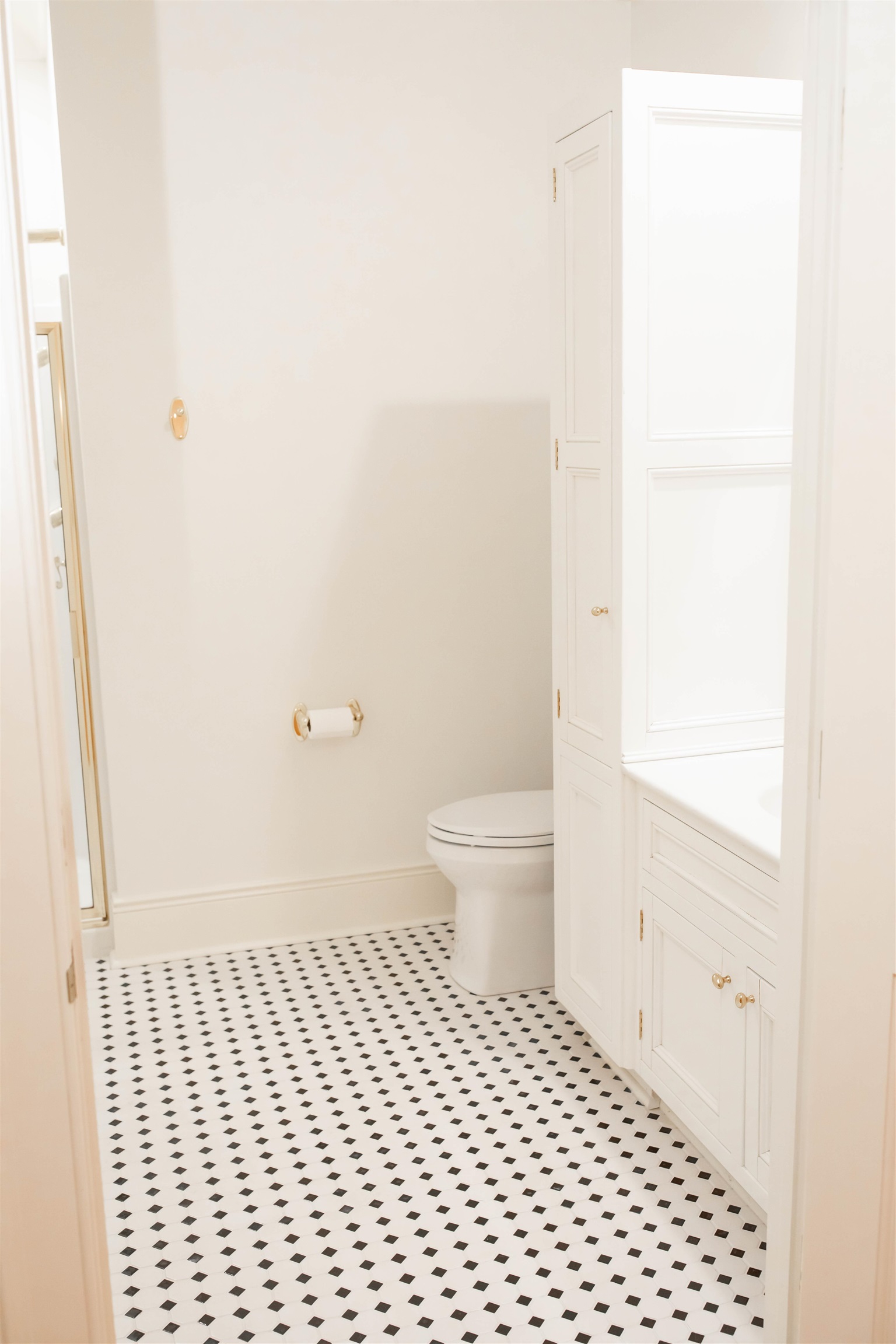 995 OLD WHITE BRIDGE RD, WAYNESBORO, Virginia 22980, 5 Bedrooms Bedrooms, ,4 BathroomsBathrooms,Residential,14,995 OLD WHITE BRIDGE RD,656380 MLS # 656380