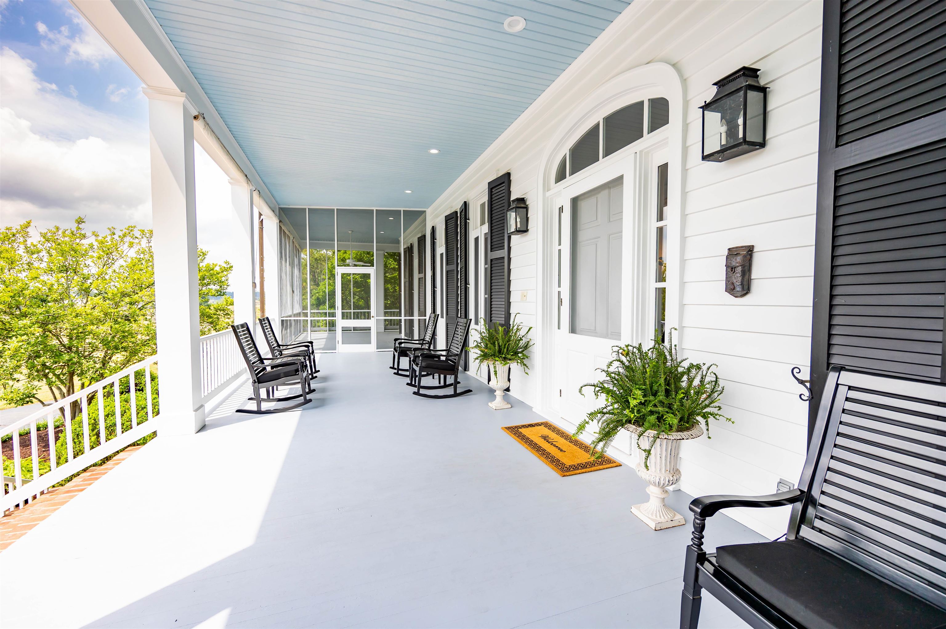 995 OLD WHITE BRIDGE RD, WAYNESBORO, Virginia 22980, 5 Bedrooms Bedrooms, ,4 BathroomsBathrooms,Residential,14,995 OLD WHITE BRIDGE RD,656380 MLS # 656380