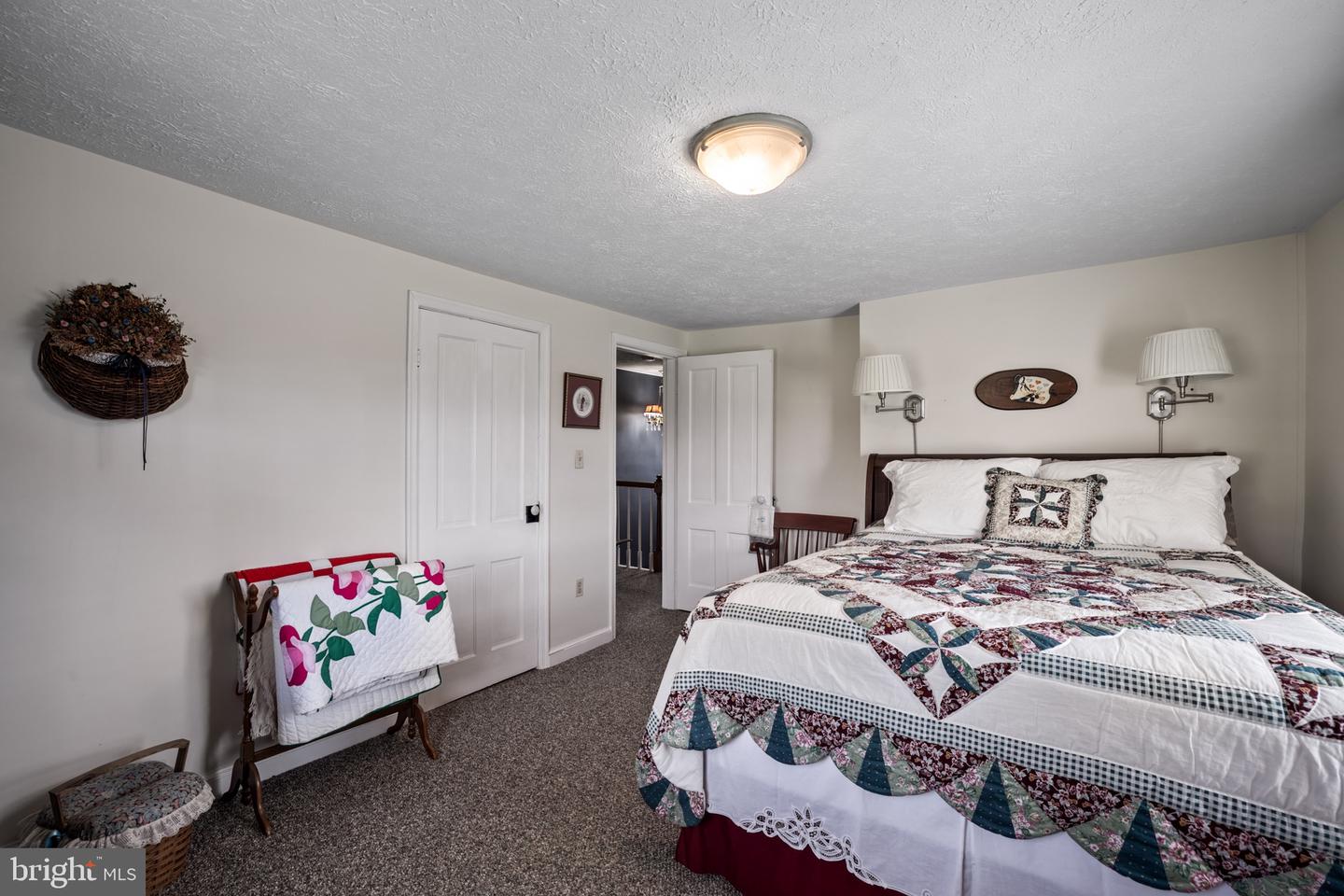 8105 WILLBOYD CT, MARSHALL, Virginia 20115, 4 Bedrooms Bedrooms, ,3 BathroomsBathrooms,Farm,For Sale,8105 WILLBOYD CT,VAFQ2014270 MLS # VAFQ2014270