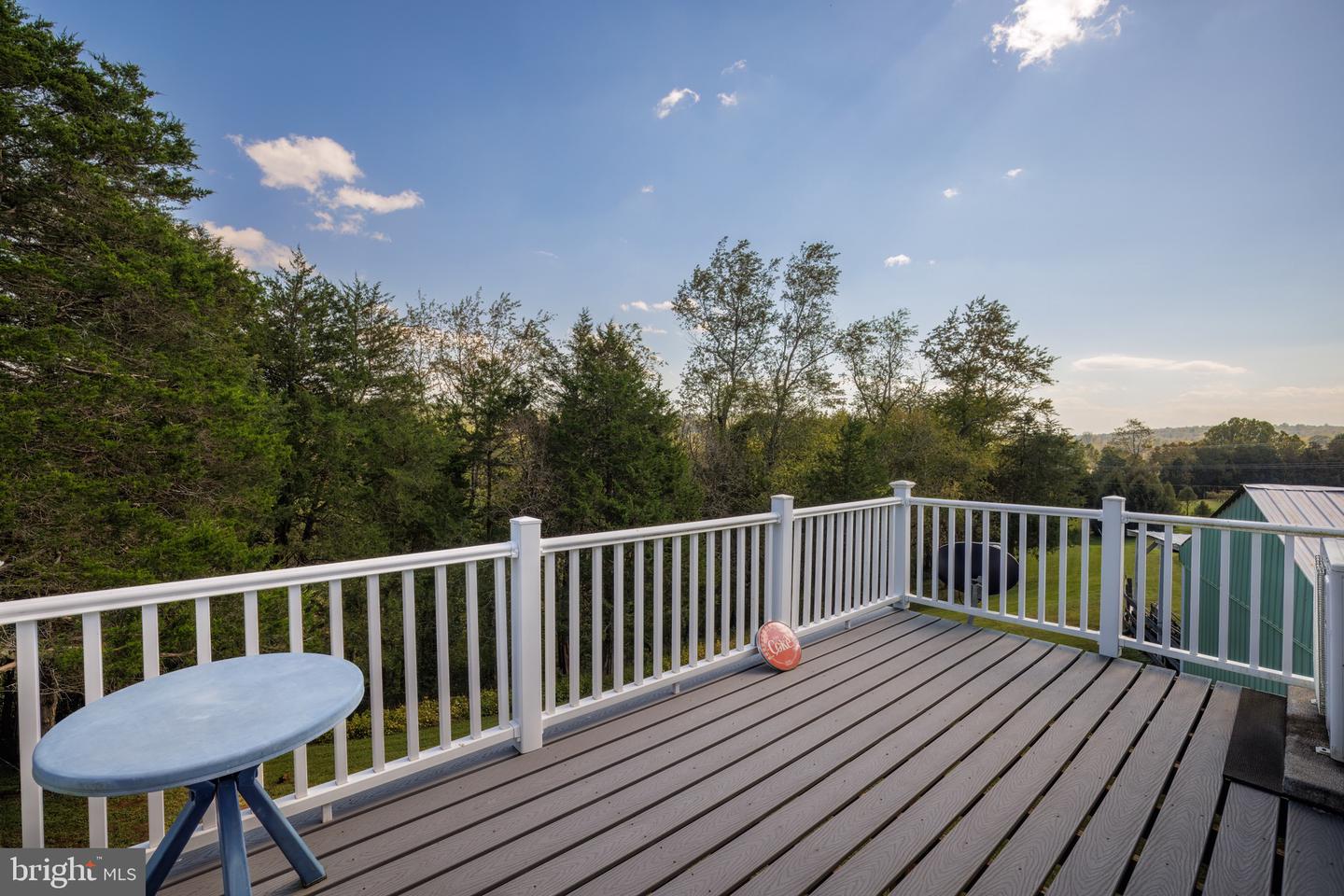 8105 WILLBOYD CT, MARSHALL, Virginia 20115, 4 Bedrooms Bedrooms, ,3 BathroomsBathrooms,Farm,For Sale,8105 WILLBOYD CT,VAFQ2014270 MLS # VAFQ2014270