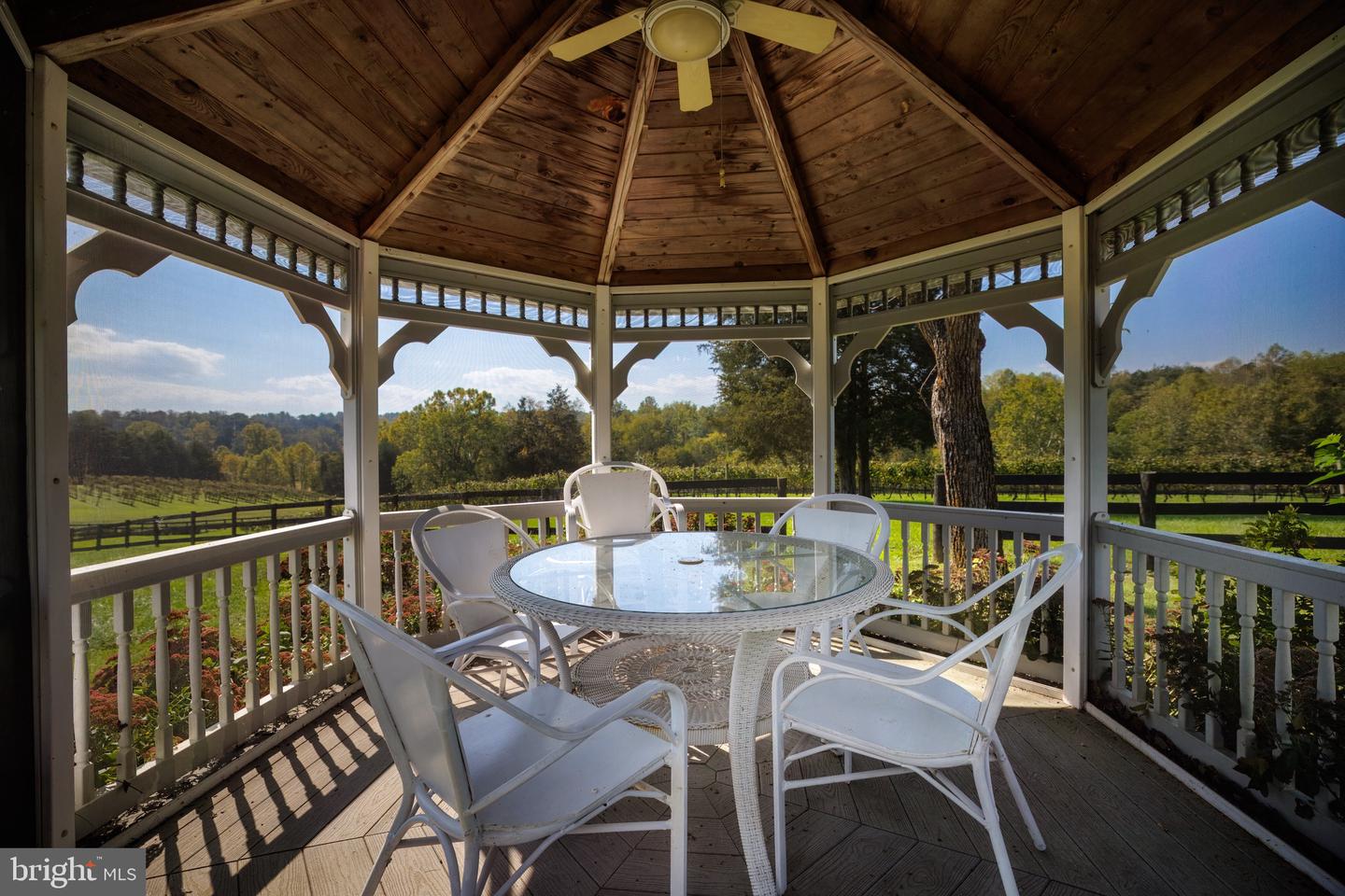 8105 WILLBOYD CT, MARSHALL, Virginia 20115, 4 Bedrooms Bedrooms, ,3 BathroomsBathrooms,Residential,For Sale,8105 WILLBOYD CT,VAFQ2014272 MLS # VAFQ2014272