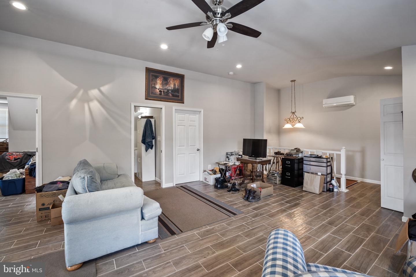 8105 WILLBOYD CT, MARSHALL, Virginia 20115, 4 Bedrooms Bedrooms, ,3 BathroomsBathrooms,Residential,For Sale,8105 WILLBOYD CT,VAFQ2014272 MLS # VAFQ2014272