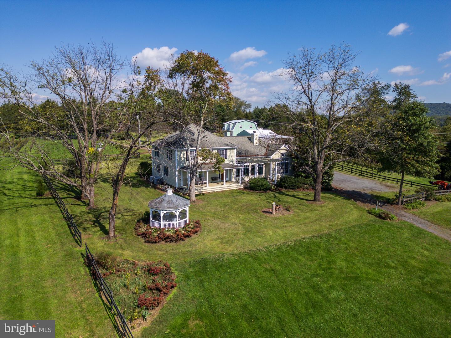 8105 WILLBOYD CT, MARSHALL, Virginia 20115, 4 Bedrooms Bedrooms, ,3 BathroomsBathrooms,Residential,For Sale,8105 WILLBOYD CT,VAFQ2014272 MLS # VAFQ2014272