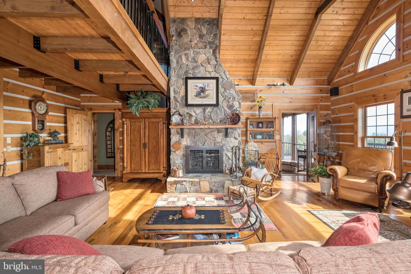 945 NEESE LN, NEW MARKET, Virginia 22844, 4 Bedrooms Bedrooms, 9 Rooms Rooms,4 BathroomsBathrooms,Residential,For Sale,945 NEESE LN,VASH2009944 MLS # VASH2009944