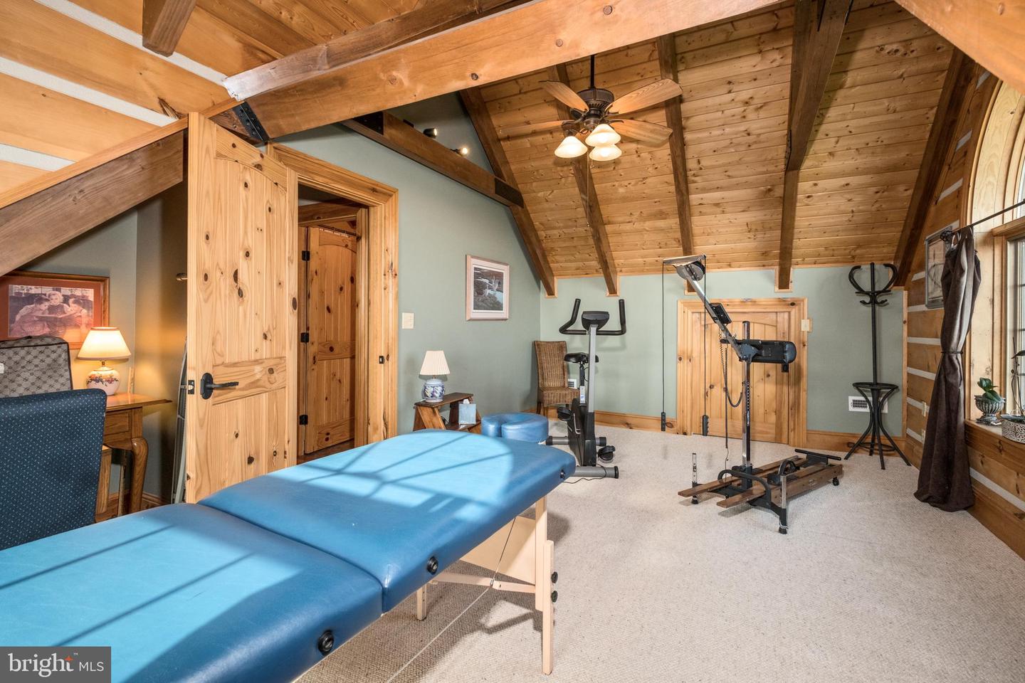 945 NEESE LN, NEW MARKET, Virginia 22844, 4 Bedrooms Bedrooms, 9 Rooms Rooms,4 BathroomsBathrooms,Residential,For Sale,945 NEESE LN,VASH2009944 MLS # VASH2009944