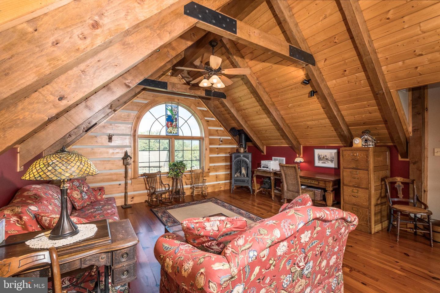 945 NEESE LN, NEW MARKET, Virginia 22844, 4 Bedrooms Bedrooms, 9 Rooms Rooms,4 BathroomsBathrooms,Residential,For Sale,945 NEESE LN,VASH2009944 MLS # VASH2009944