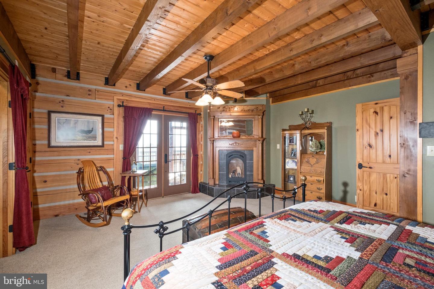 945 NEESE LN, NEW MARKET, Virginia 22844, 4 Bedrooms Bedrooms, 9 Rooms Rooms,4 BathroomsBathrooms,Residential,For Sale,945 NEESE LN,VASH2009944 MLS # VASH2009944