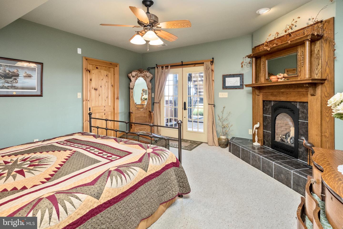 945 NEESE LN, NEW MARKET, Virginia 22844, 4 Bedrooms Bedrooms, 9 Rooms Rooms,4 BathroomsBathrooms,Residential,For Sale,945 NEESE LN,VASH2009944 MLS # VASH2009944