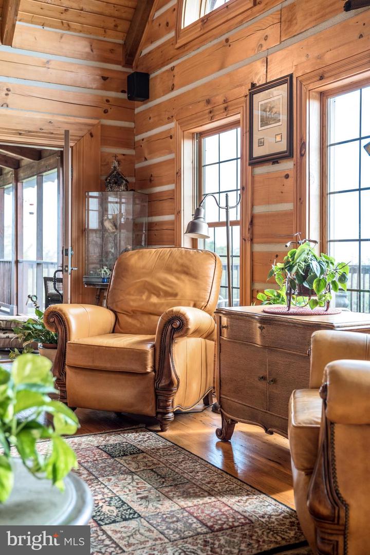 945 NEESE LN, NEW MARKET, Virginia 22844, 4 Bedrooms Bedrooms, 9 Rooms Rooms,4 BathroomsBathrooms,Residential,For Sale,945 NEESE LN,VASH2009944 MLS # VASH2009944