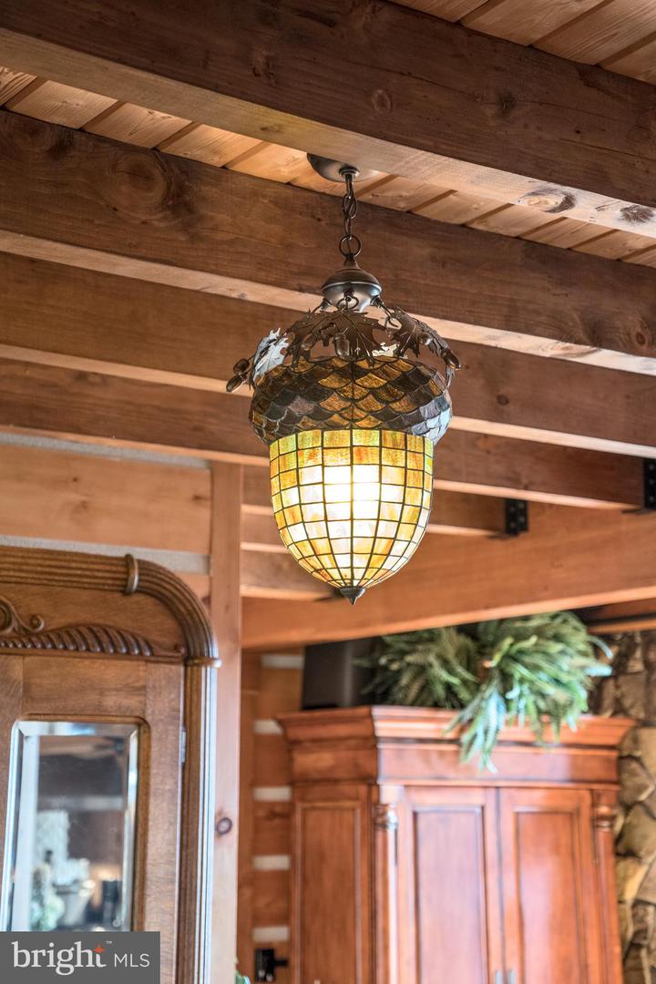 945 NEESE LN, NEW MARKET, Virginia 22844, 4 Bedrooms Bedrooms, 9 Rooms Rooms,4 BathroomsBathrooms,Residential,For Sale,945 NEESE LN,VASH2009944 MLS # VASH2009944