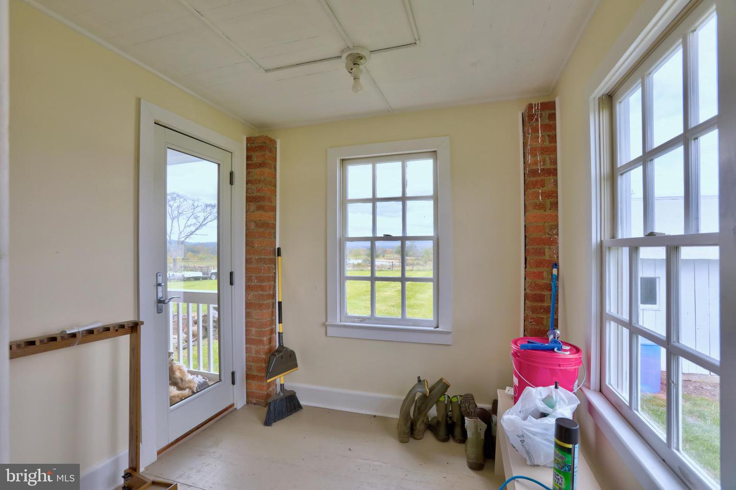 43086 LUCKETTS RD, LEESBURG, Virginia 20176, 4 Bedrooms Bedrooms, ,1 BathroomBathrooms,Residential,For Sale,43086 LUCKETTS RD,VALO2082994 MLS # VALO2082994