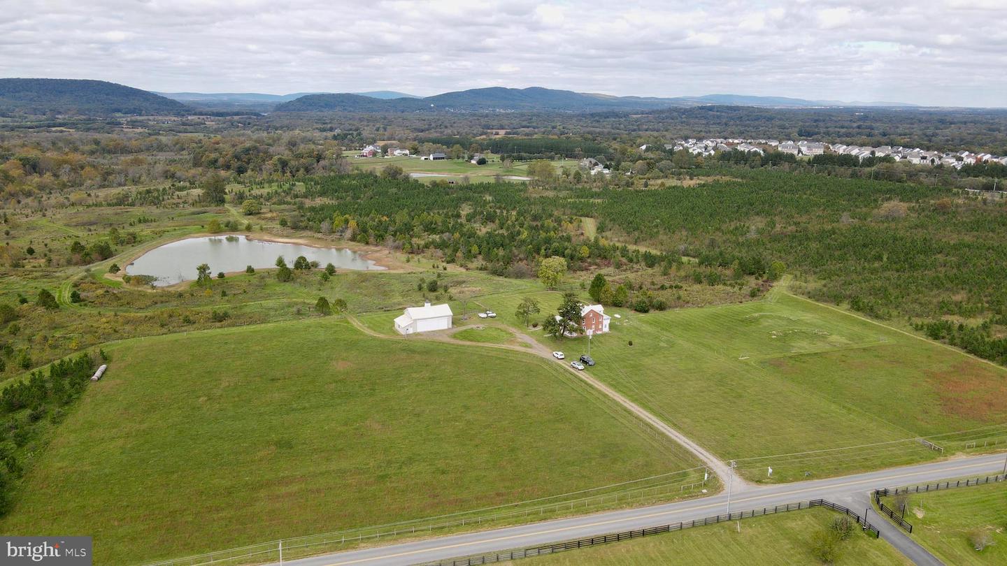 43086 LUCKETTS RD, LEESBURG, Virginia 20176, 4 Bedrooms Bedrooms, ,1 BathroomBathrooms,Residential,For Sale,43086 LUCKETTS RD,VALO2082994 MLS # VALO2082994