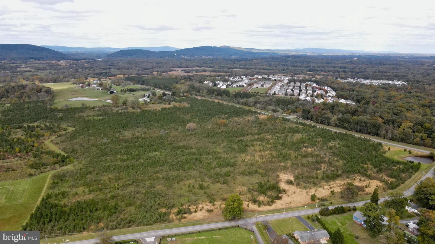 43086 LUCKETTS RD, LEESBURG, Virginia 20176, 4 Bedrooms Bedrooms, ,1 BathroomBathrooms,Residential,For Sale,43086 LUCKETTS RD,VALO2082994 MLS # VALO2082994