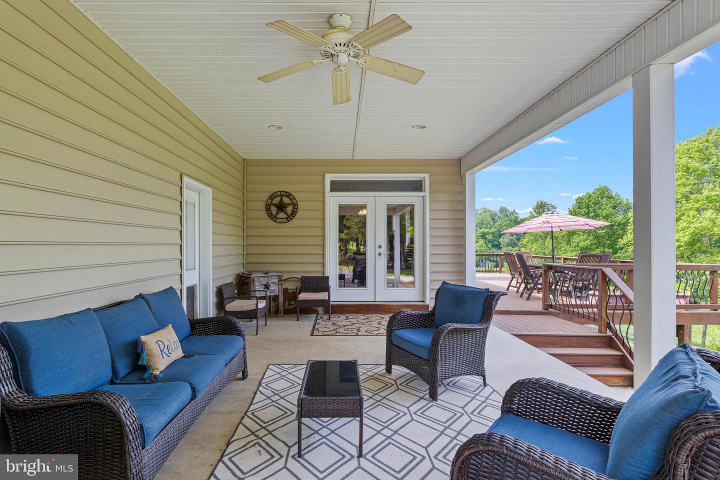 7312 OAK LN, MARSHALL, Virginia 20115, 4 Bedrooms Bedrooms, ,3 BathroomsBathrooms,Residential,For Sale,7312 OAK LN,VAFQ2015344 MLS # VAFQ2015344