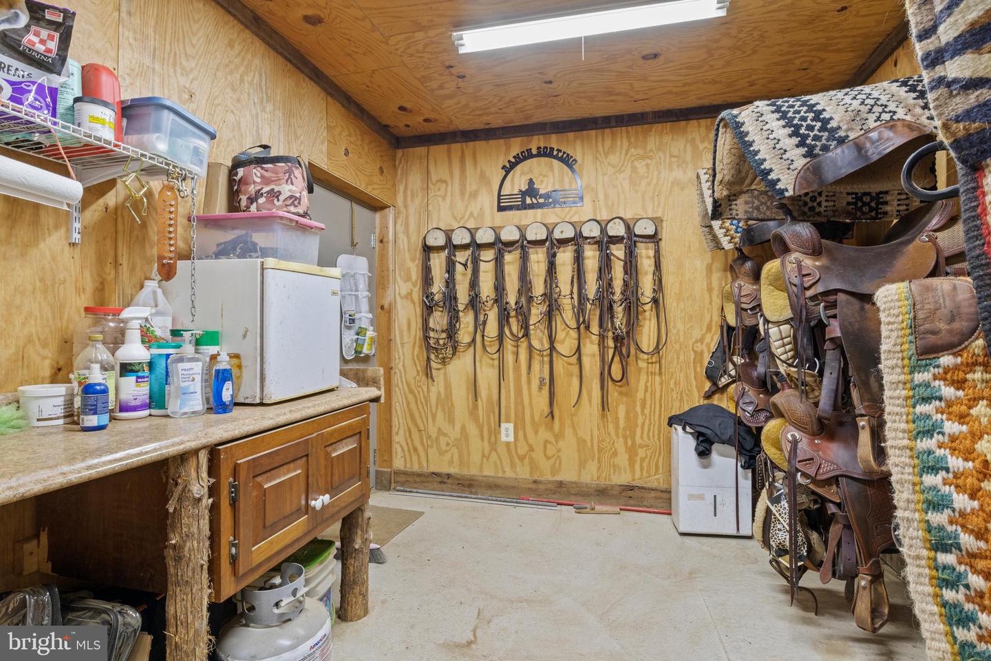 7312 OAK LN, MARSHALL, Virginia 20115, 4 Bedrooms Bedrooms, ,3 BathroomsBathrooms,Residential,For Sale,7312 OAK LN,VAFQ2015344 MLS # VAFQ2015344